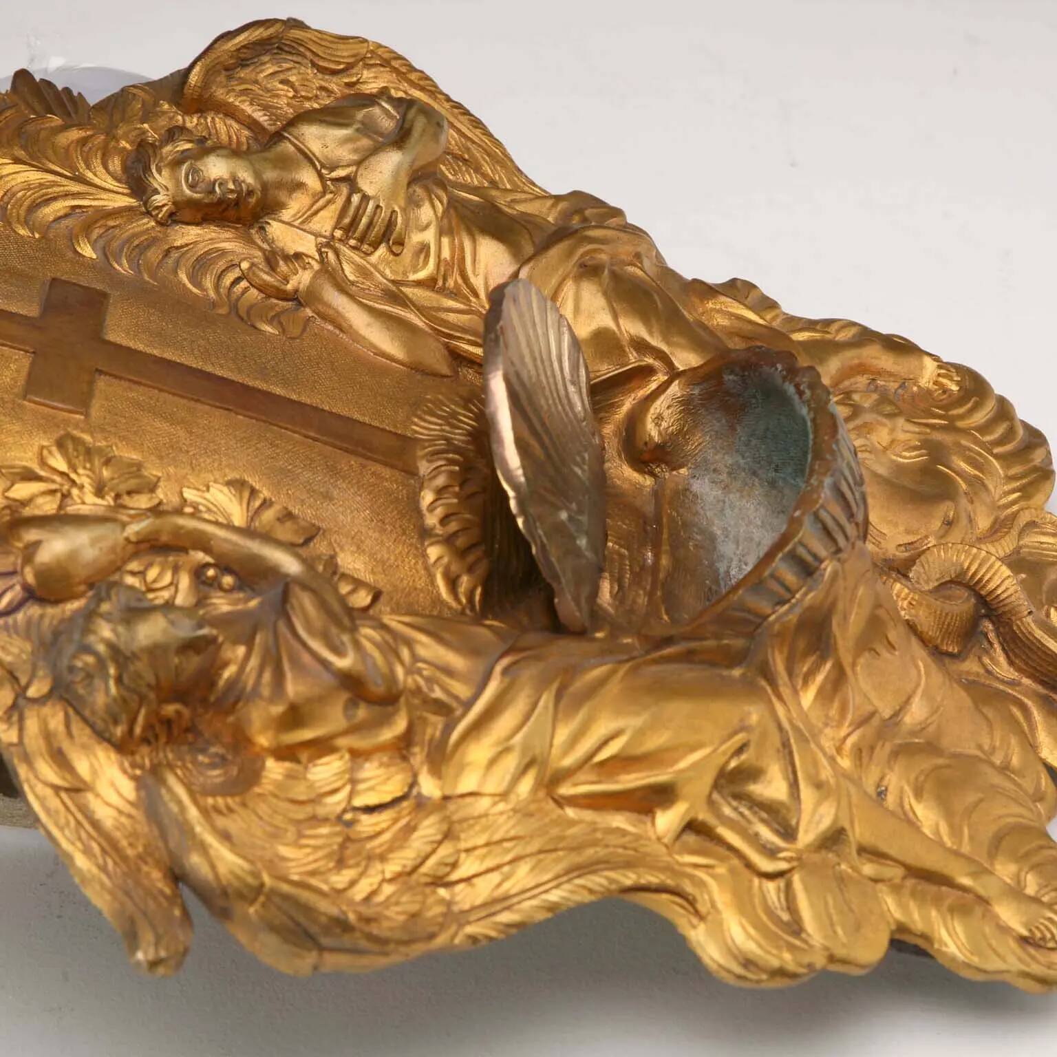 Bénitier ancien en bronze doré, Italie, XXe siècle