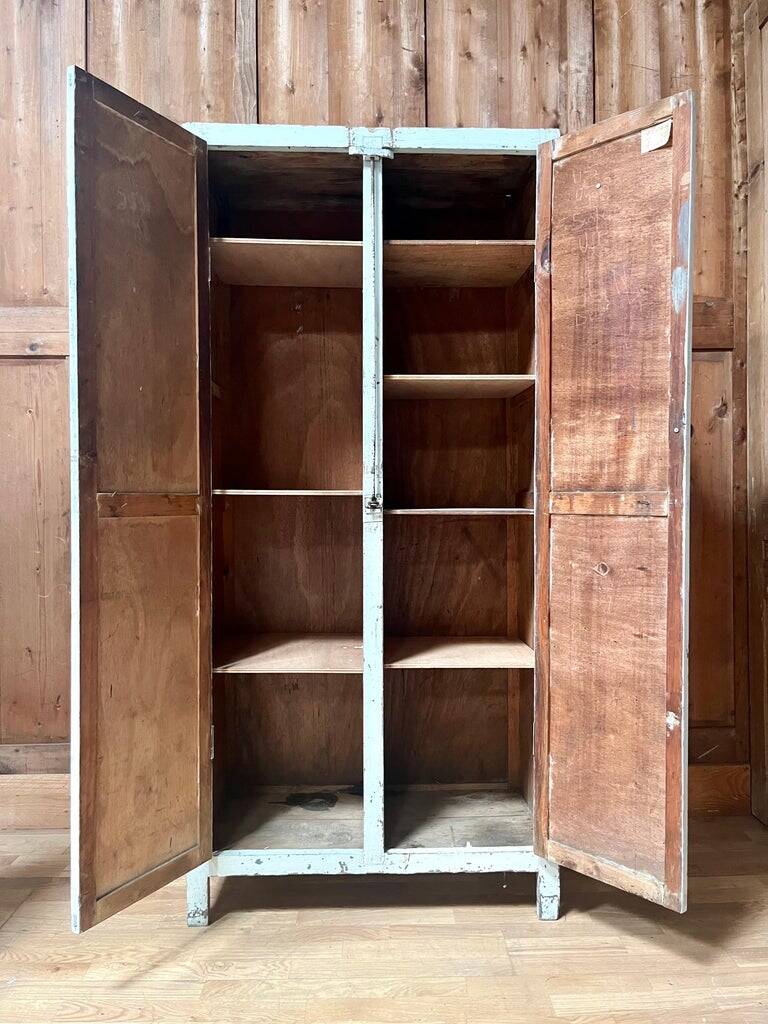 Locker / Workshop cabinet - industrial - vintage - Mid Century - France