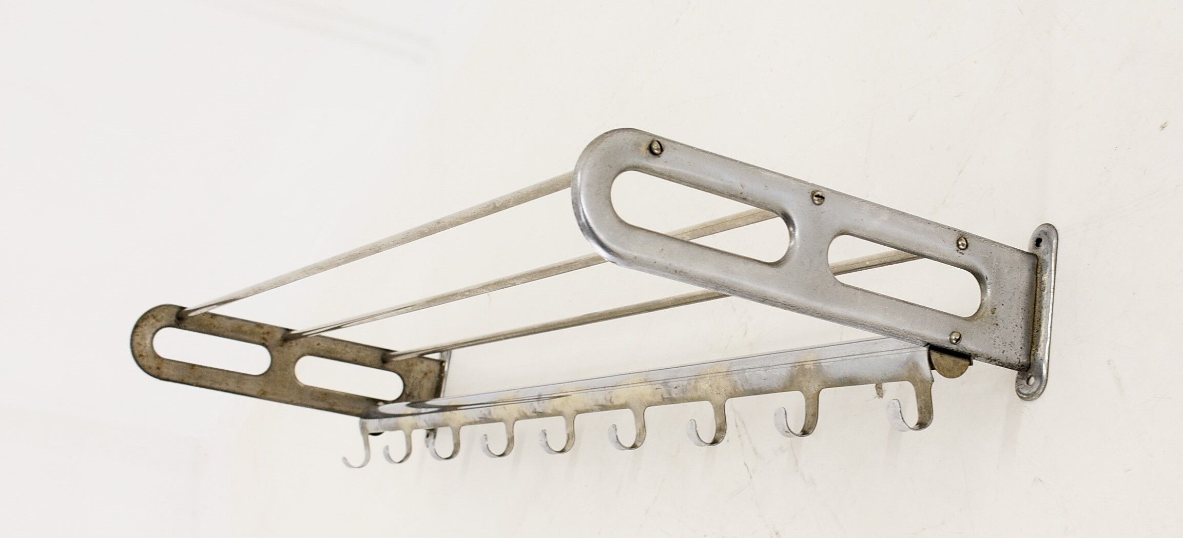 Portemanteau années 1930