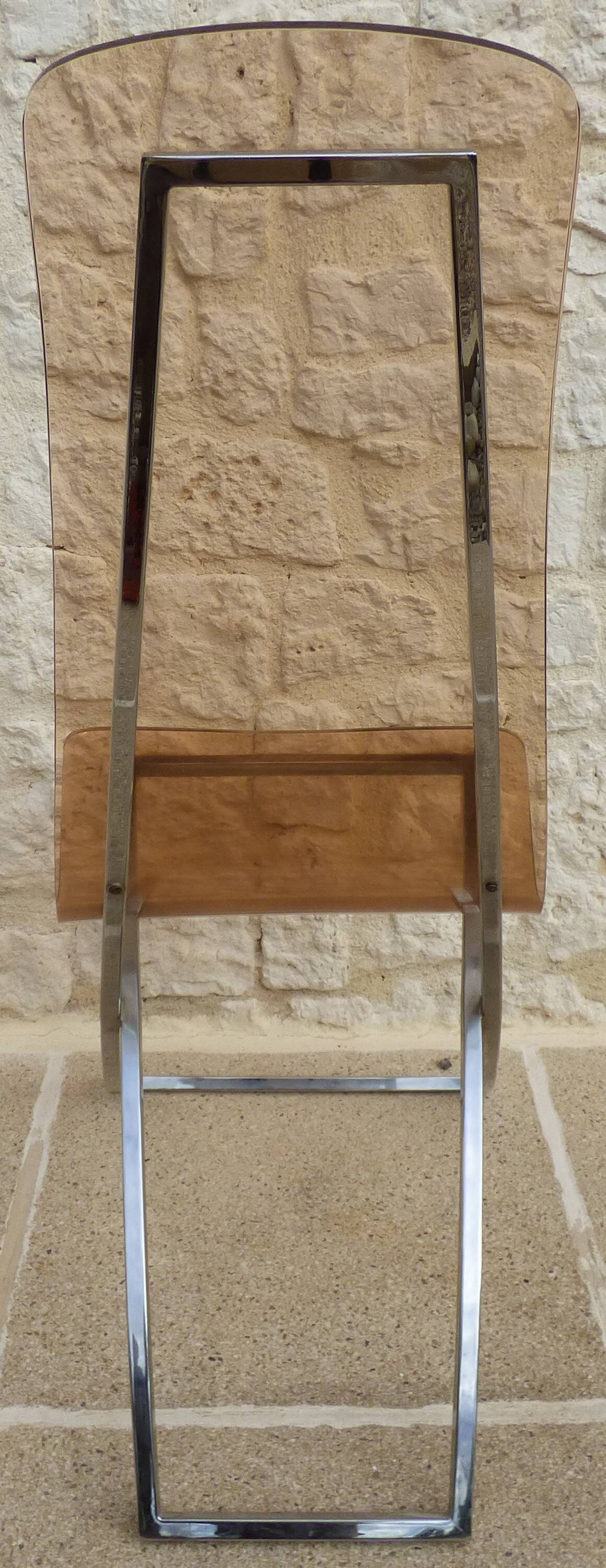 chair model CH4