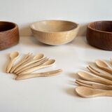 3 wooden bowls and 12 mini cutlery at apéro