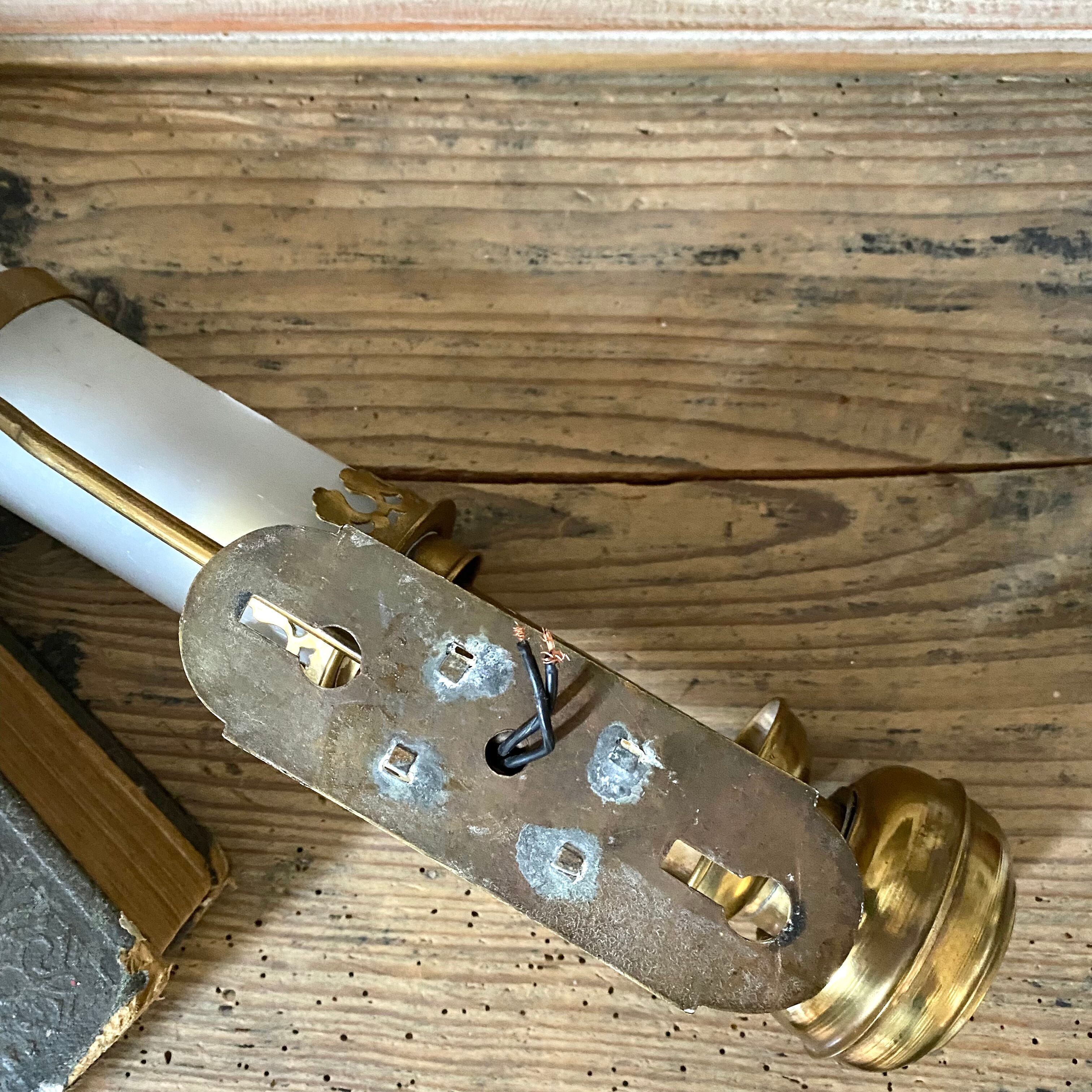 Antique brass train wall lamp