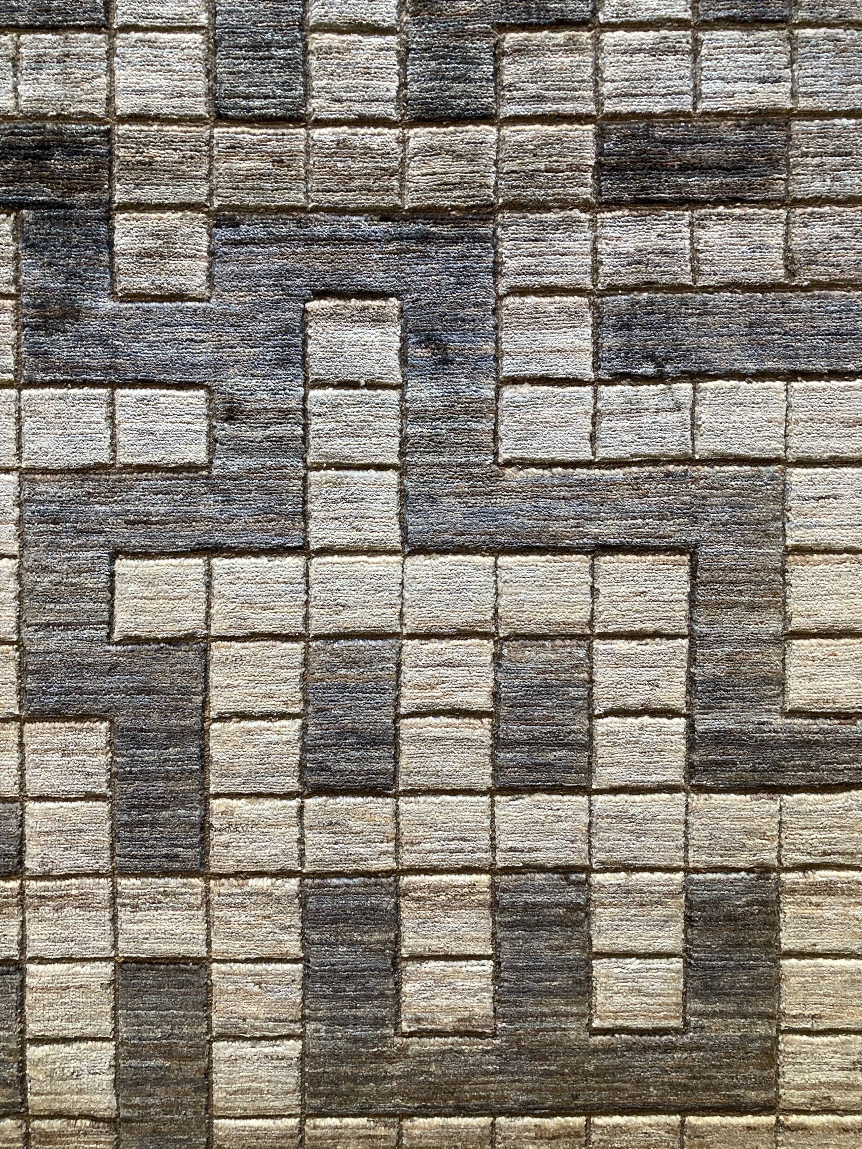 Modern wool rug 192x150cm
