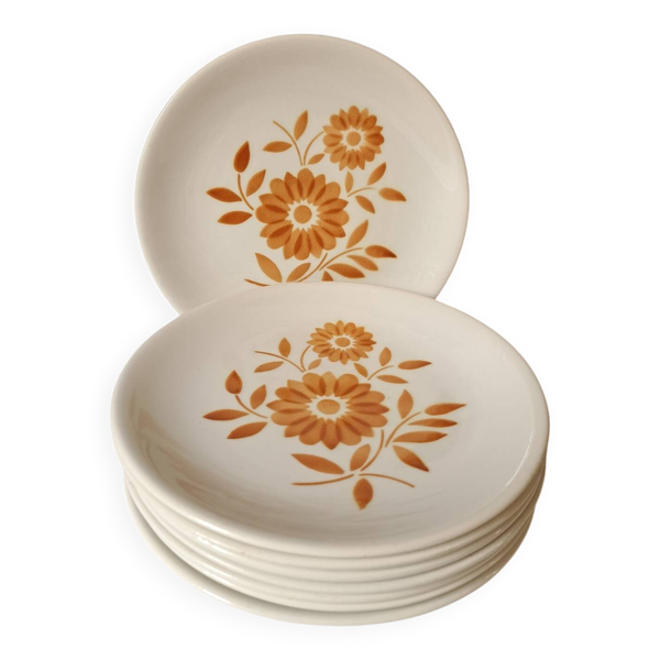 Suite de 8 assiettes à dessert