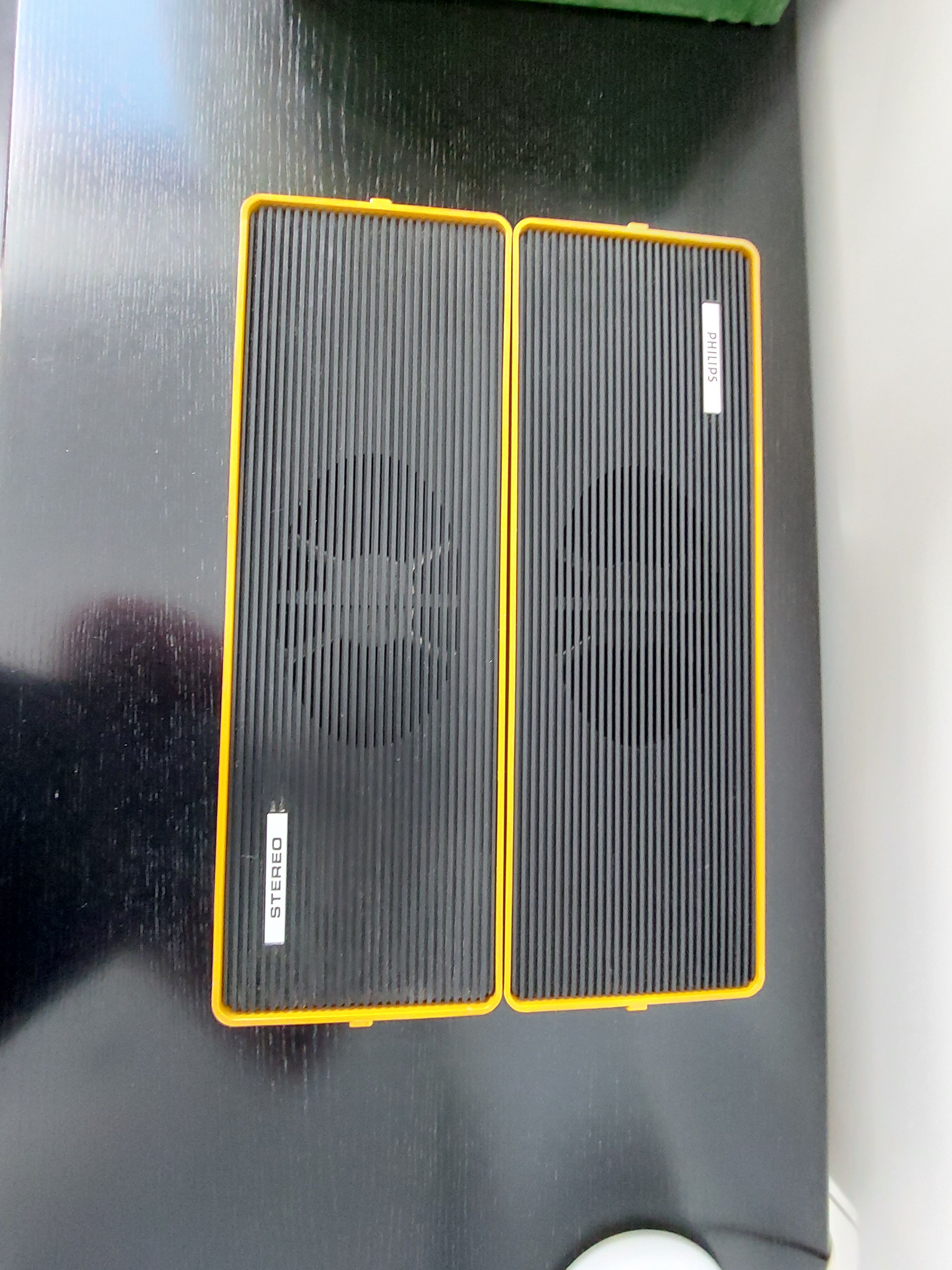 PHILIPS RECORD PLAYER