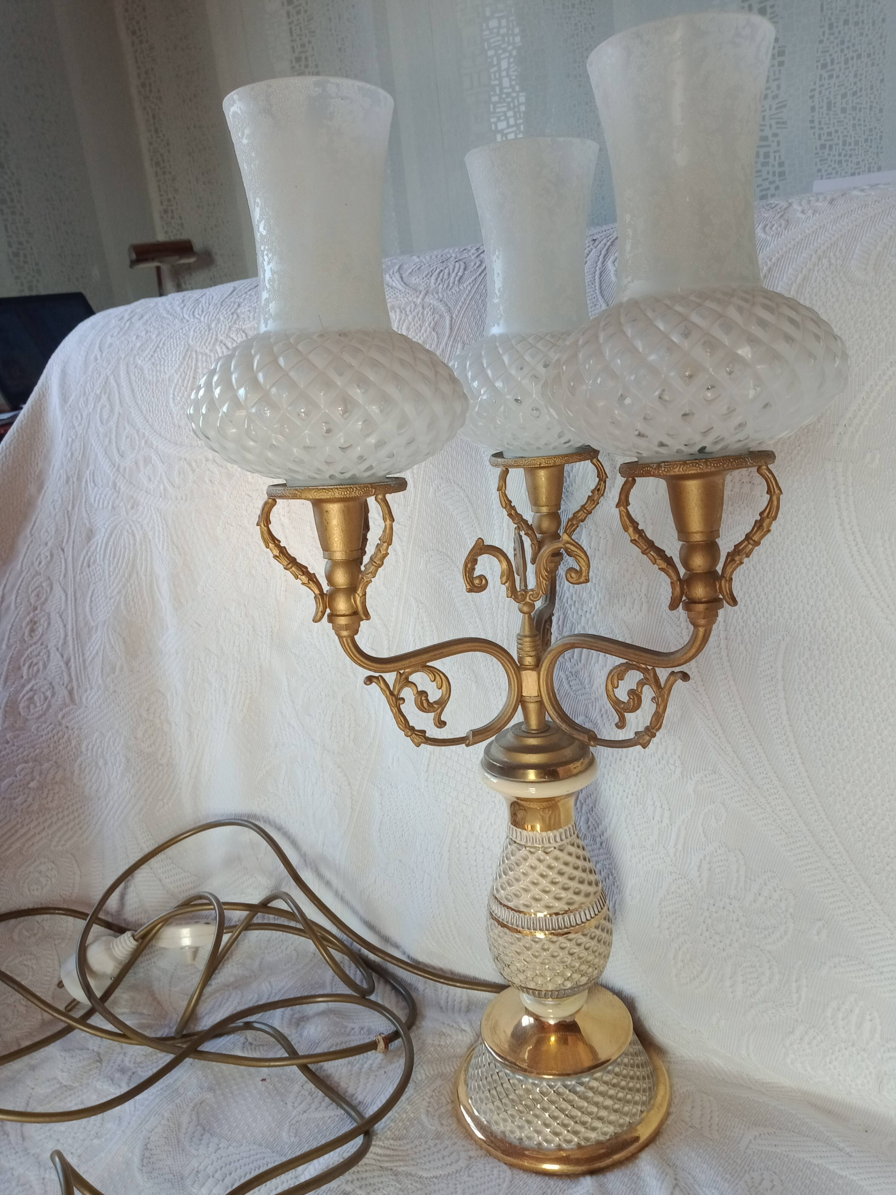 Florentine - baroque lamp ceramic brass metal topped with 3 glass tulips