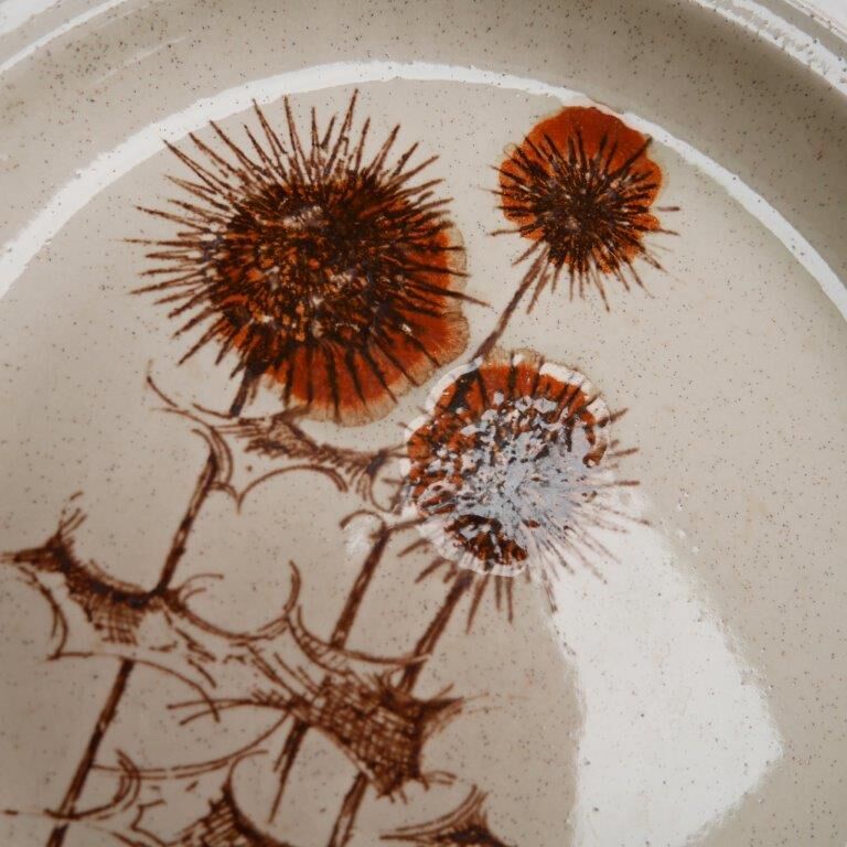 Set of 6 dessert plates in Sarreguemines sandstone, thistle pattern