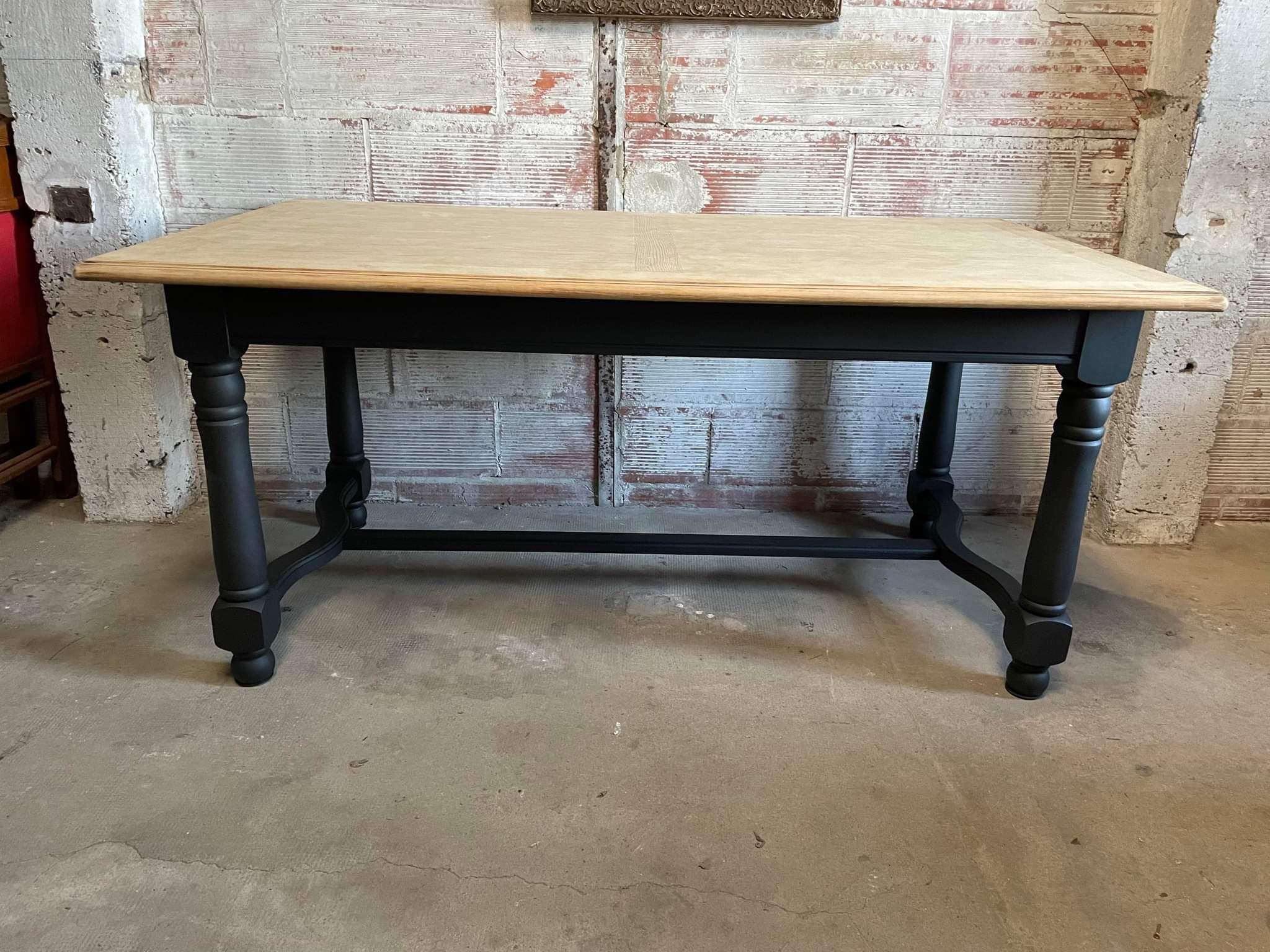 Farmhouse table