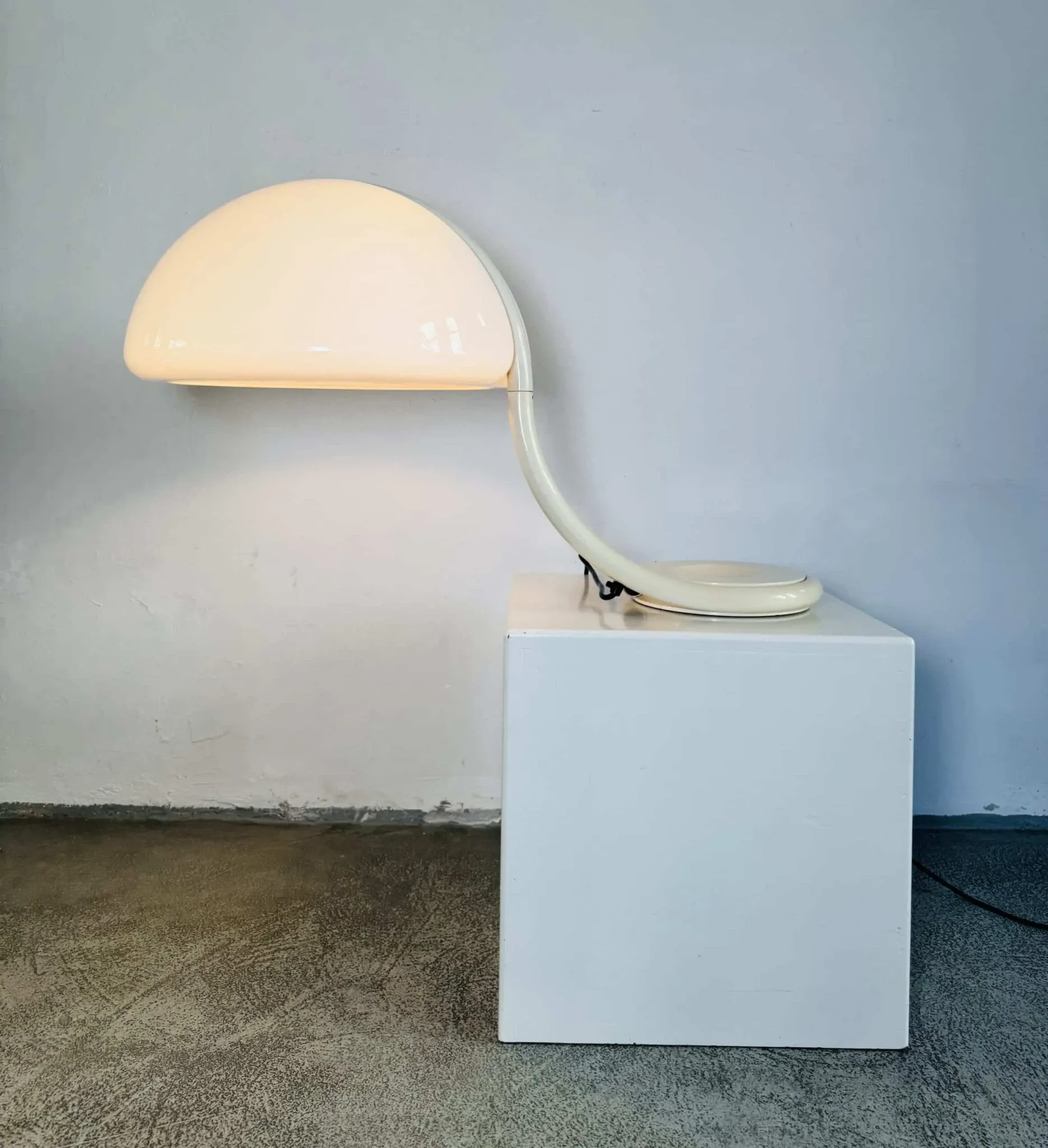 Serpente Swivel Table Lamp By Elio Martinelli For Martinelli Luce, Italy, 1965