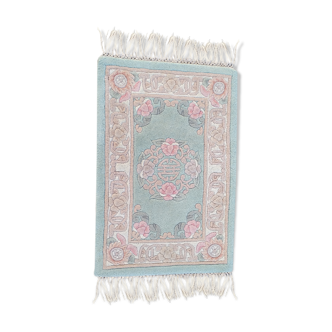 Chinese handmade wool rug - 91x61cm