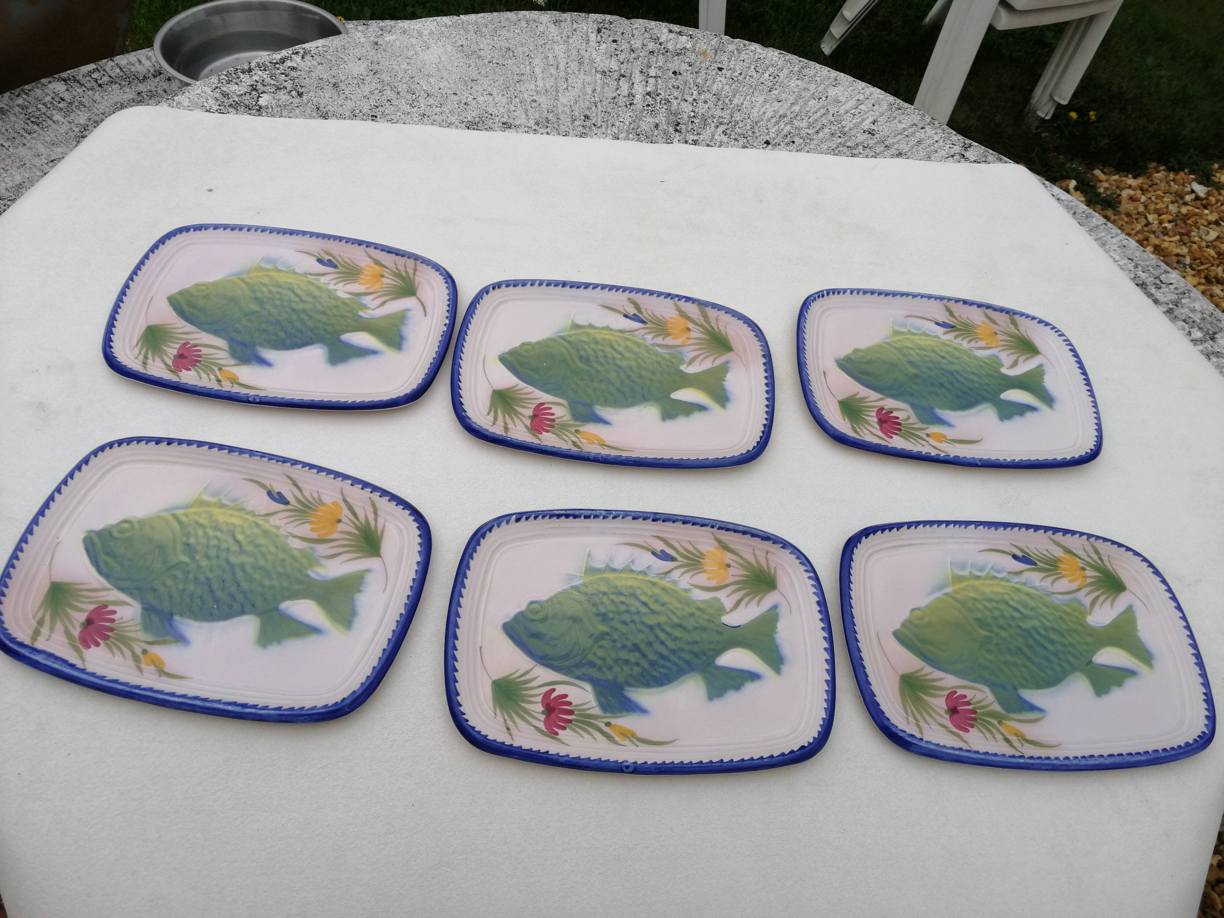 St. Clément fish service