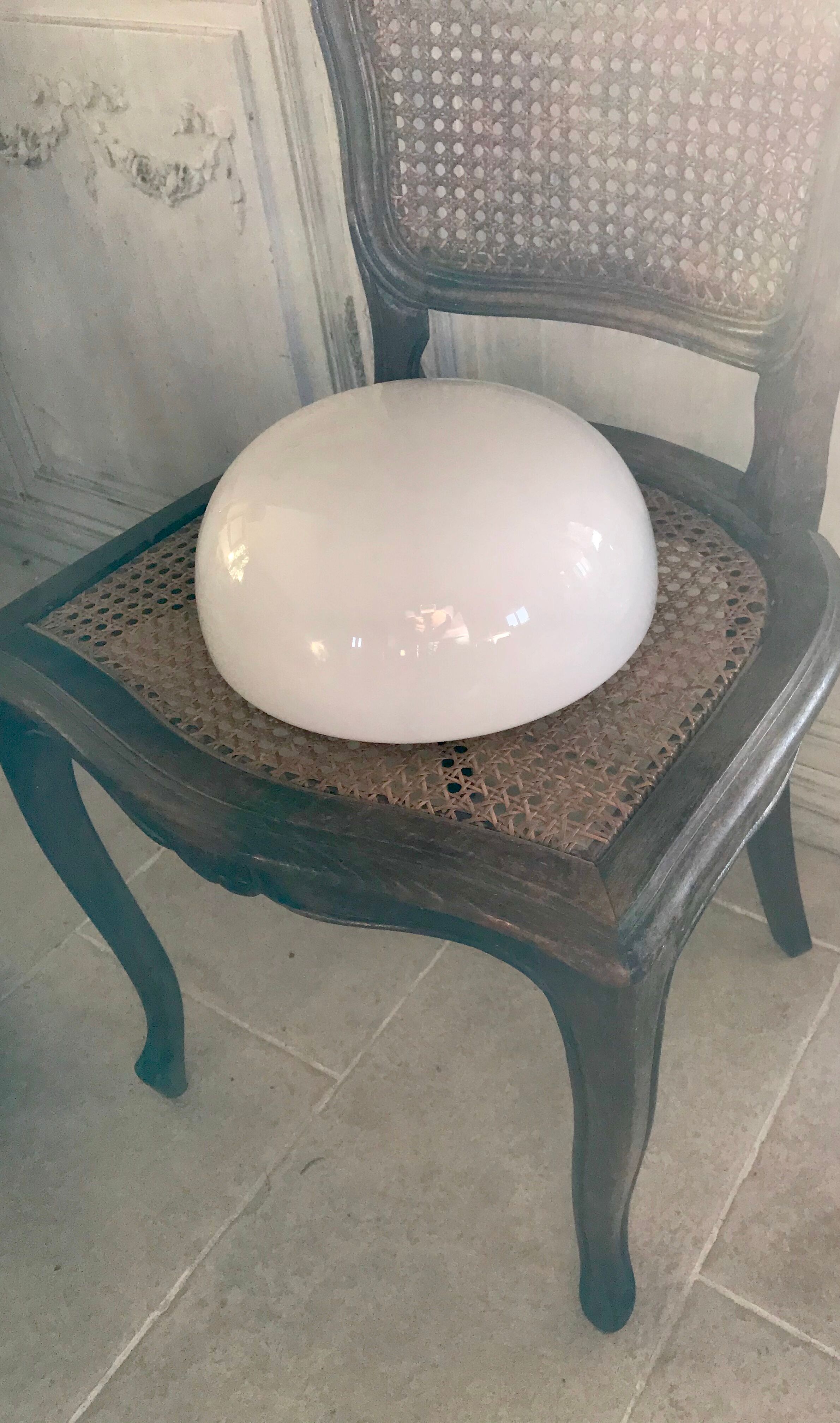 Plafonnier vintage en opaline