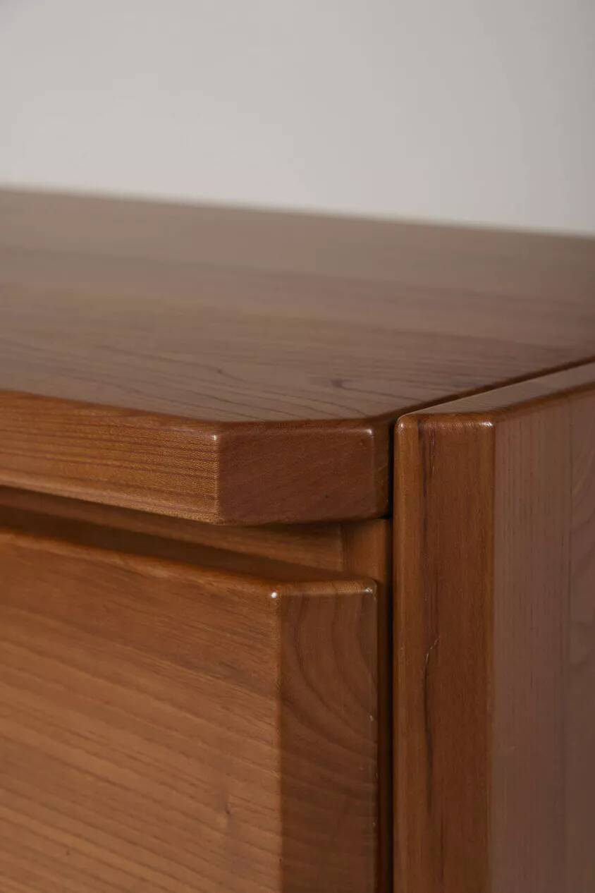 Elm wood chest of drawers by Luigi Gorgoni