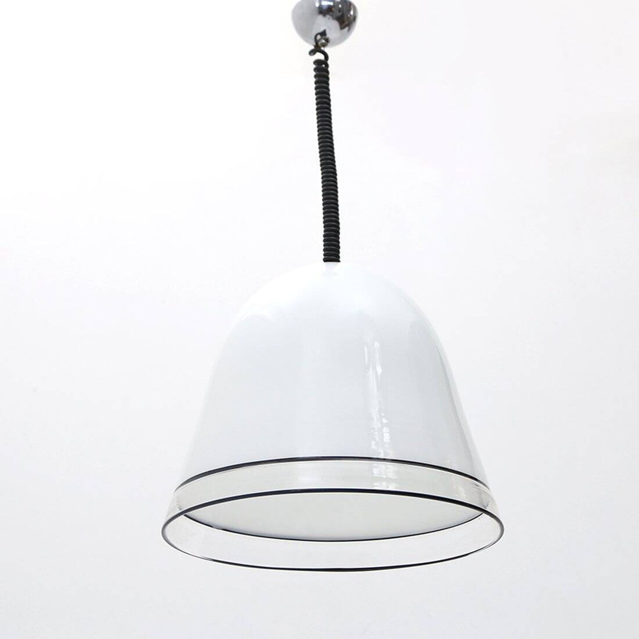 Plafonnier en verre blanc avec bords noirs, années 1970