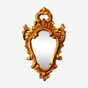 Miroir en bois sculpté doré 29x48 cm