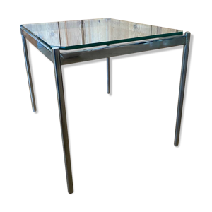 Table d’appoint année