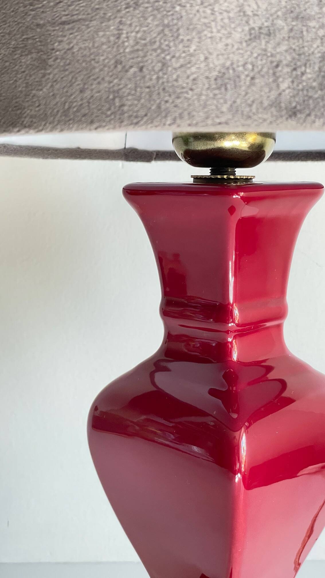 Chic ceramic and velvet vintage lamp