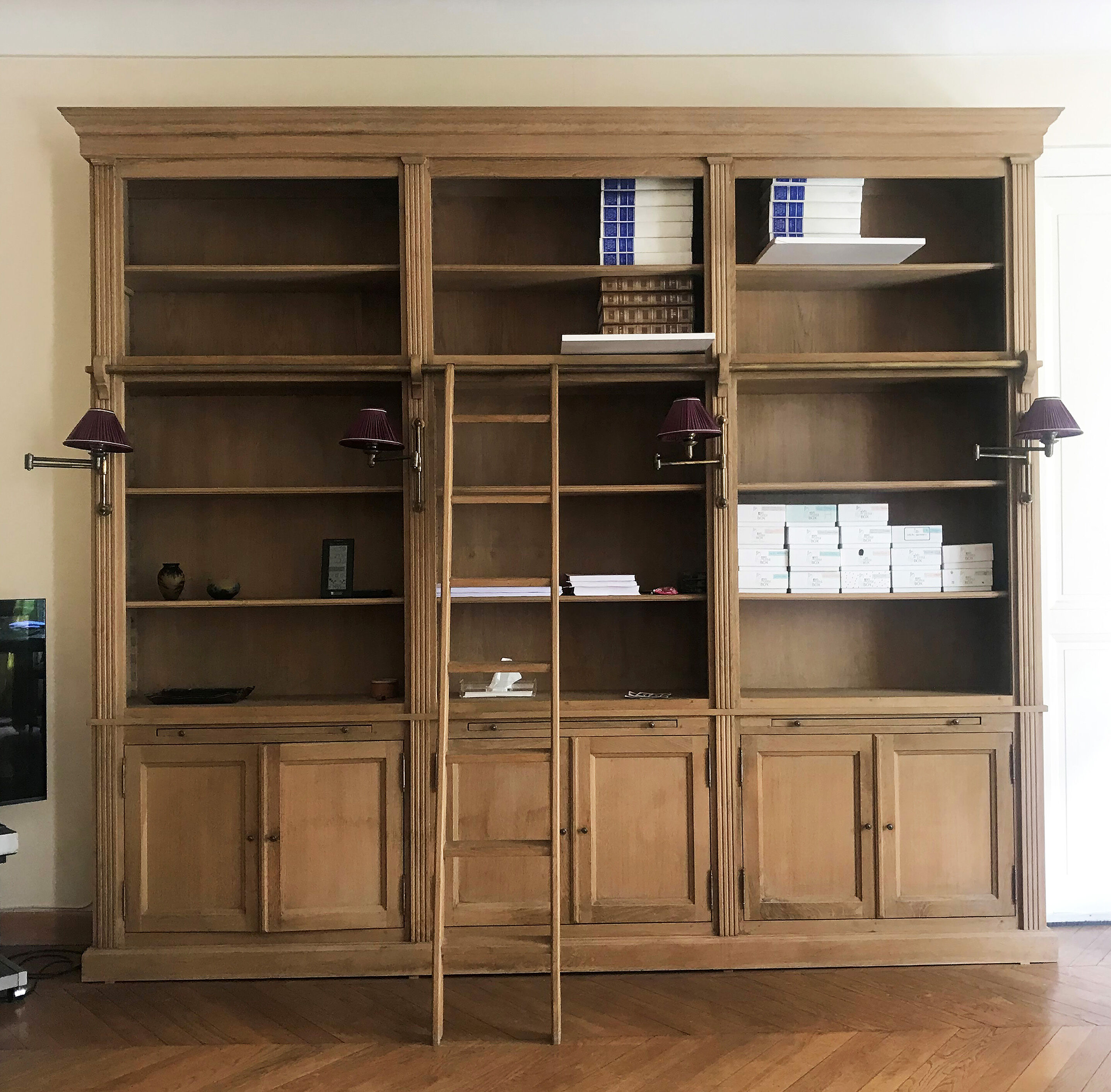 Flamant Balmore bookcase