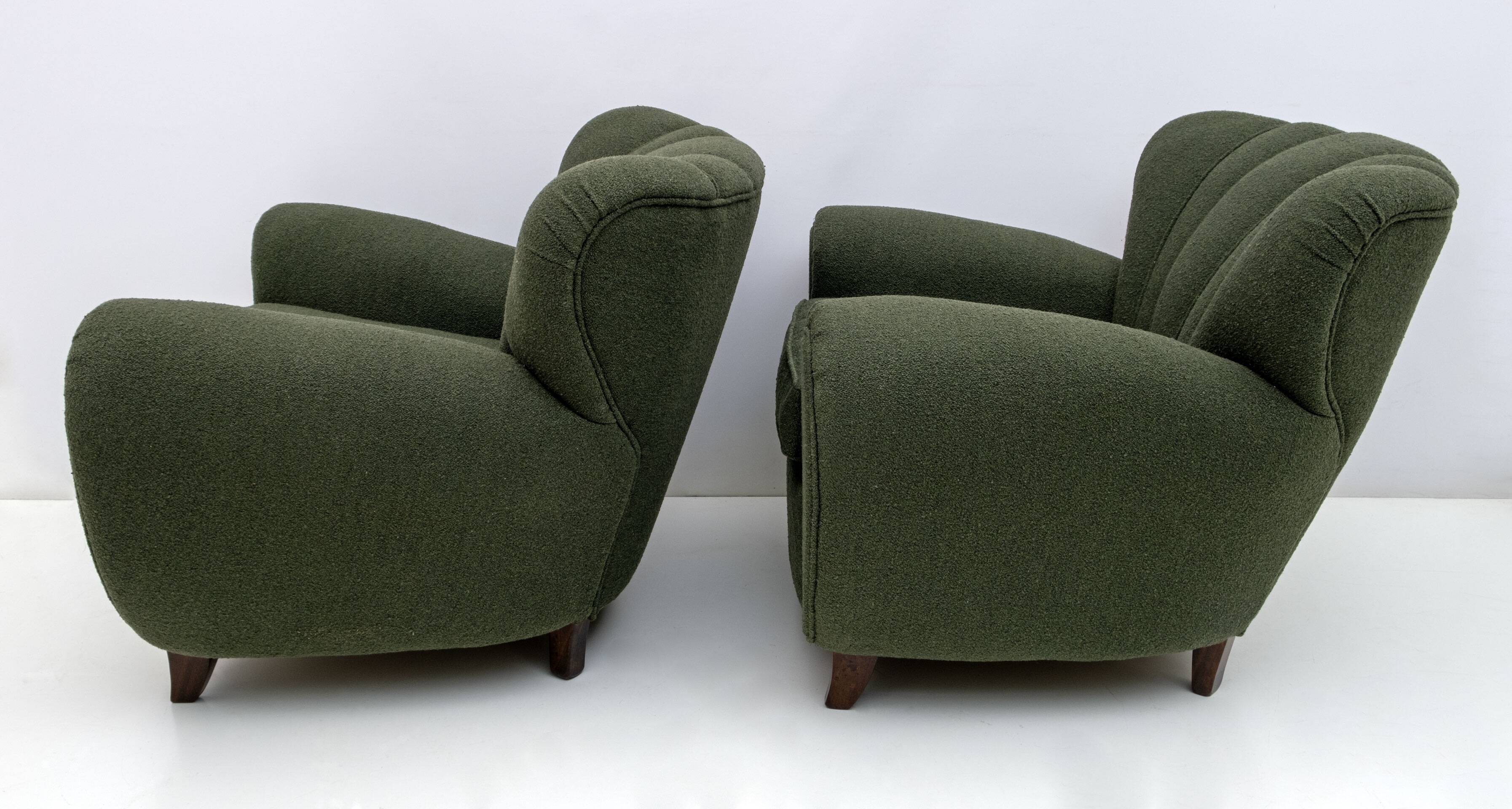 Attributed Guglielmo Ulrich Art Deco Italian Bouclé Armchairs, 1940s, Pair