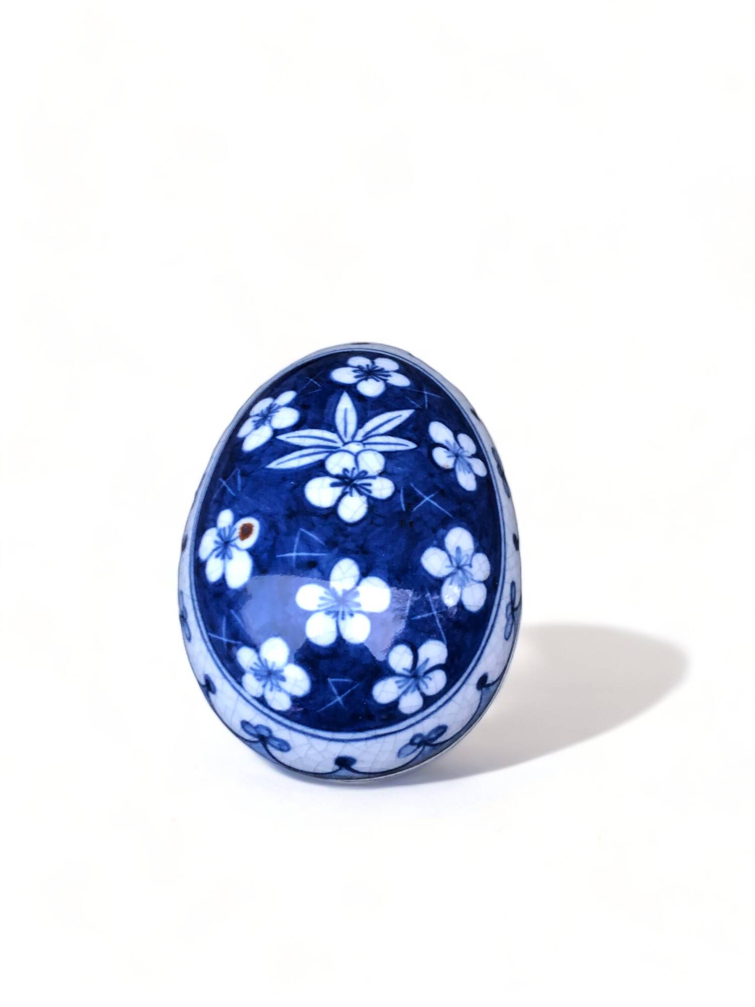 Ceramic egg box 13cm candy box hand painted 1930 floral flower pattern old vintage jewelry