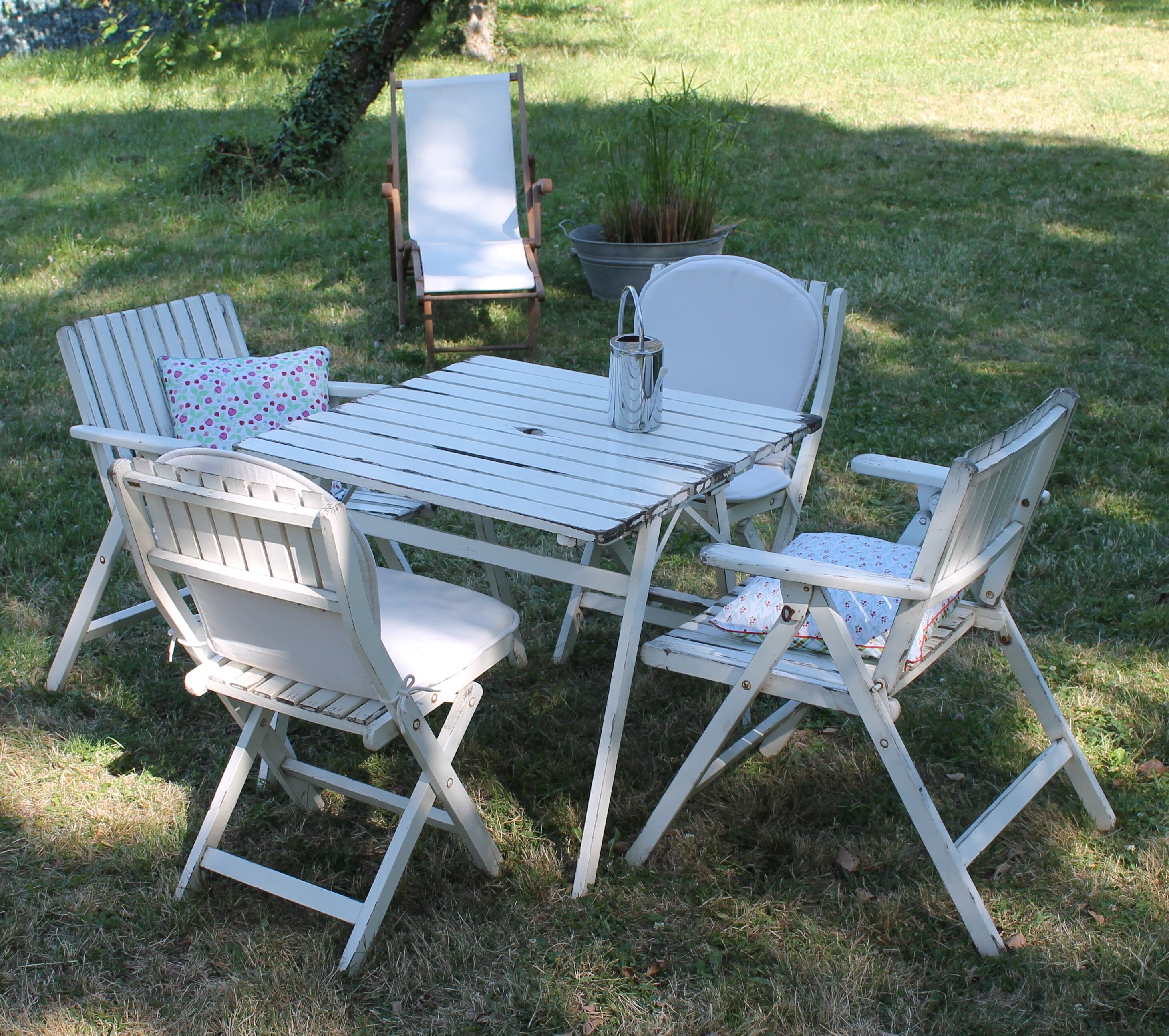 R. Gleizes table armchairs & vintage garden chair set