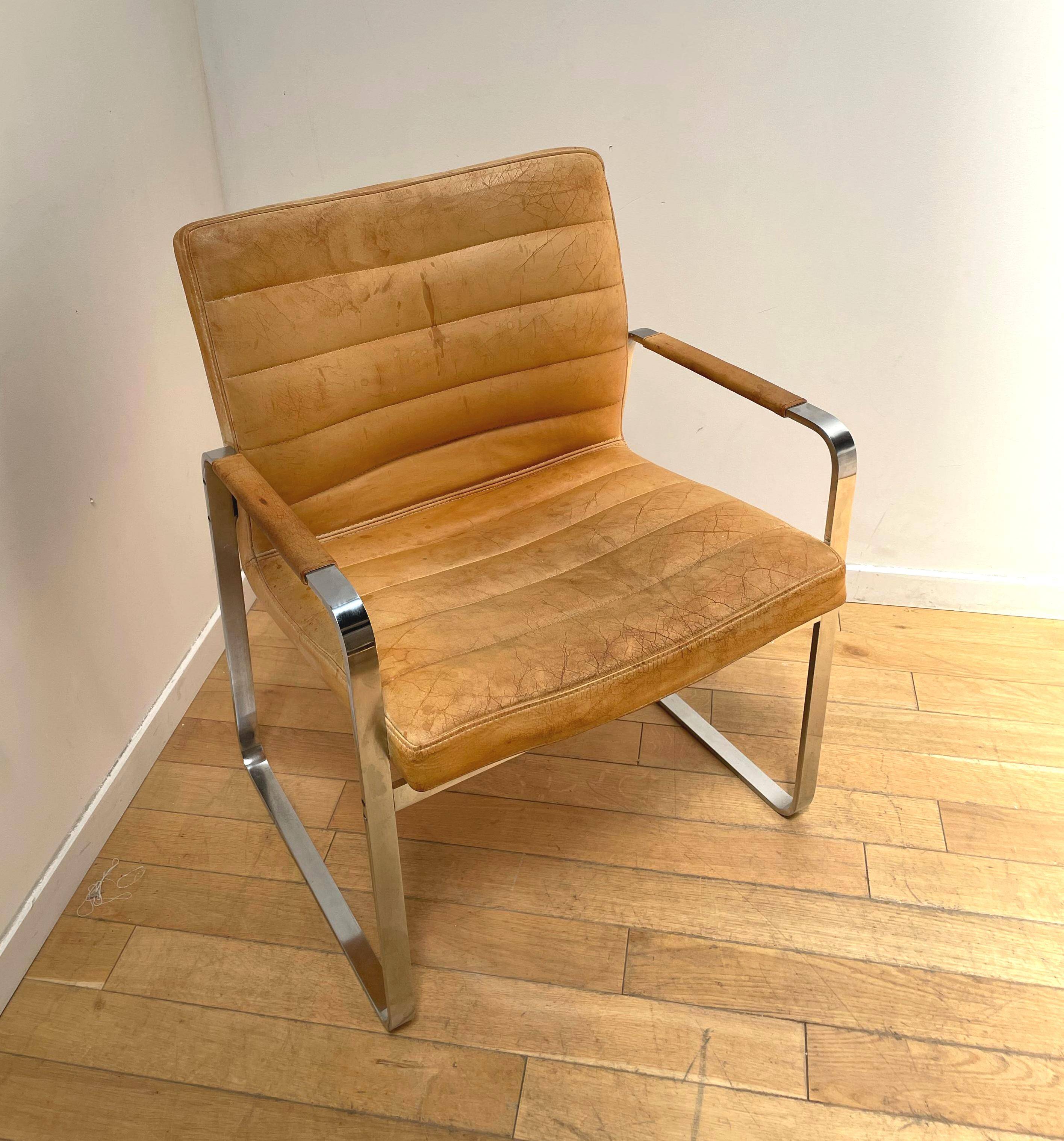 Pair of Bo-850 armchairs