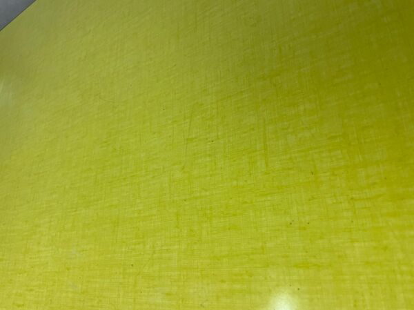 Table en Formica jaune 2 plateaux, 50’s