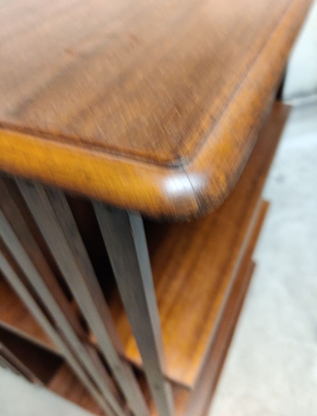 Rotating vintage library