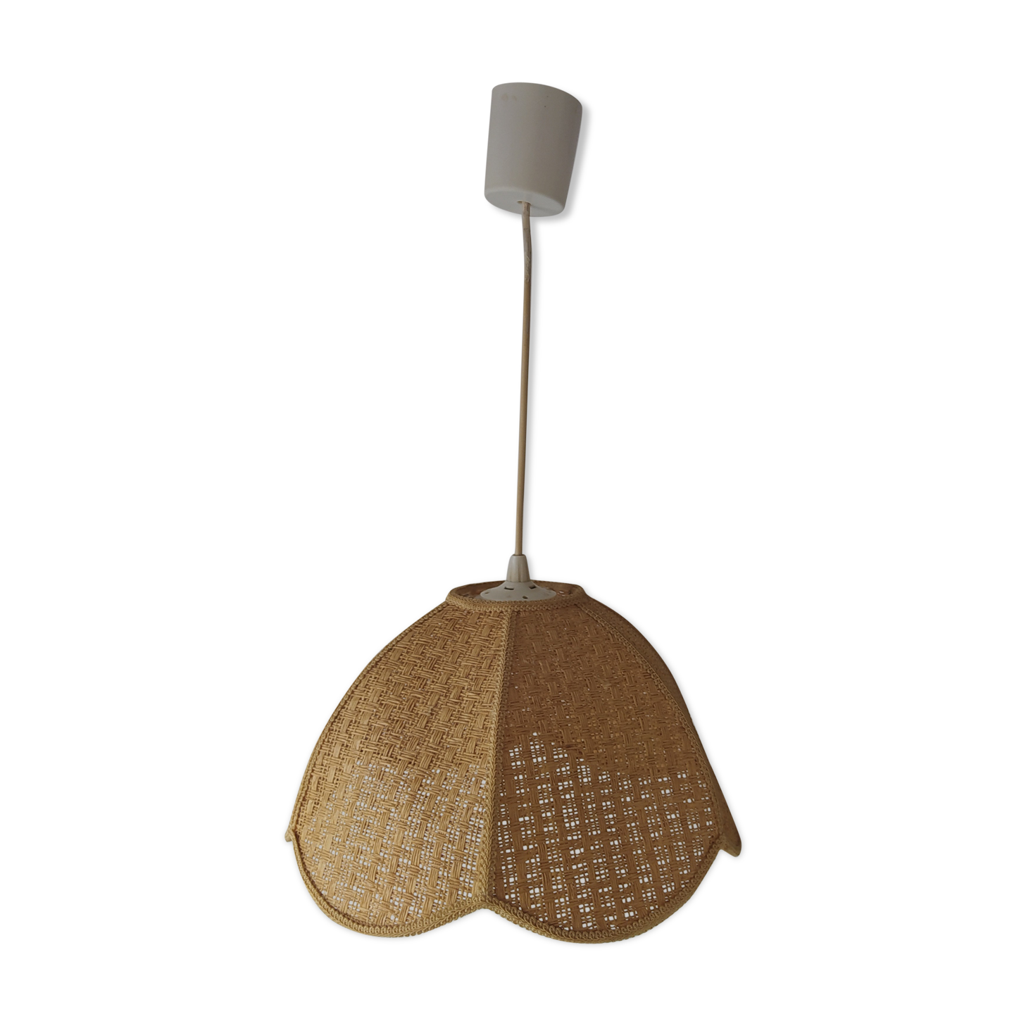 Vintage straw hanging lamp