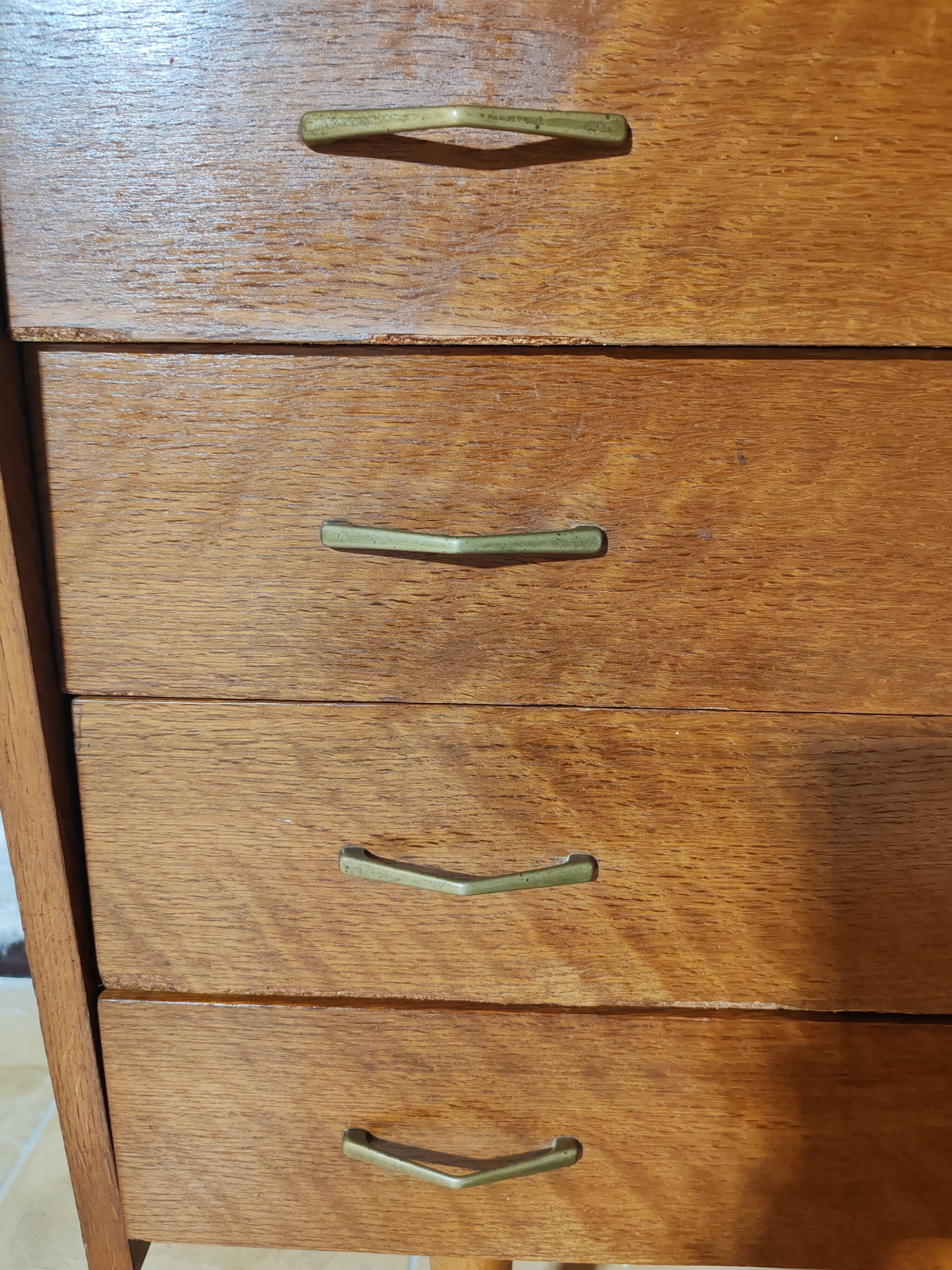 Vintage chest of drawers