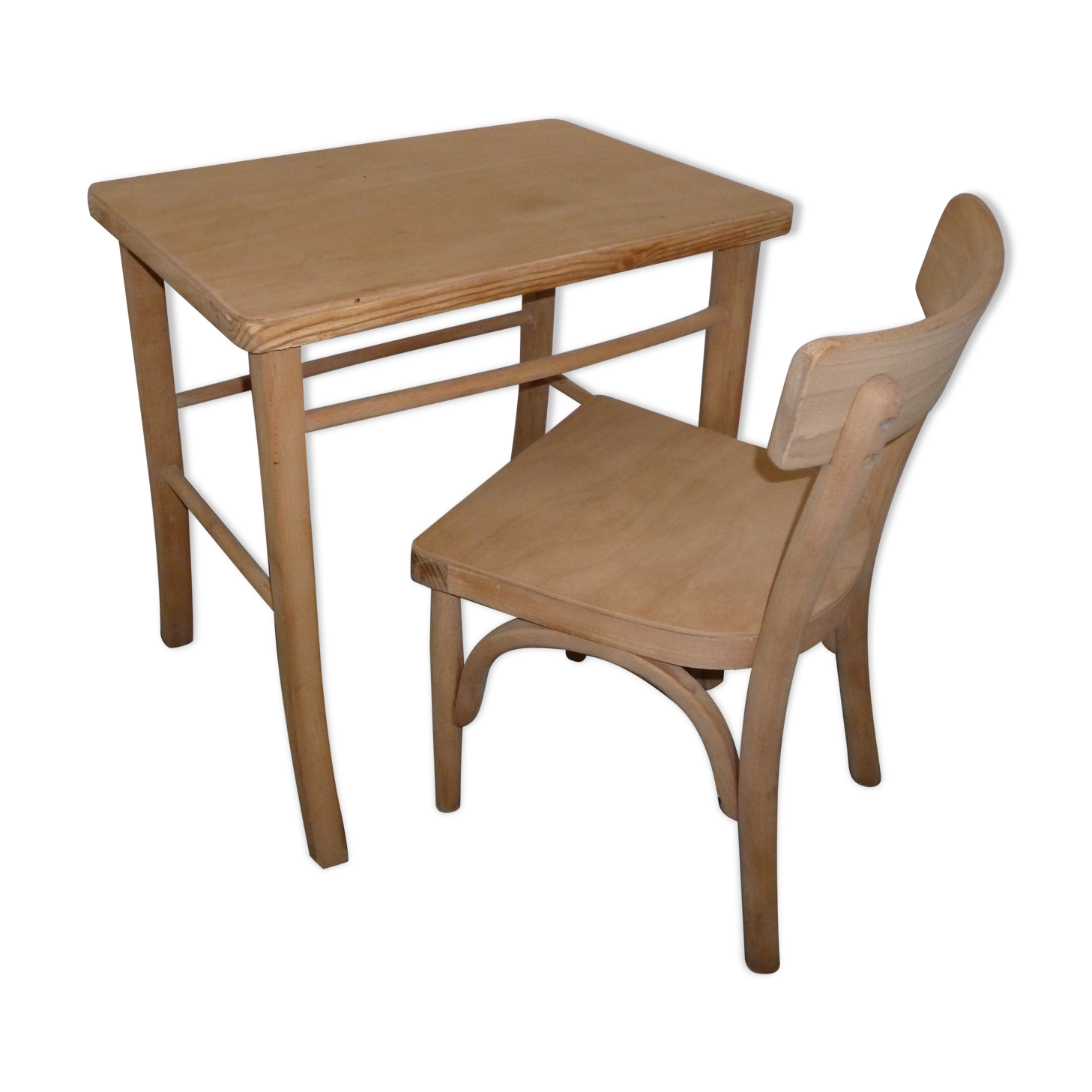 Child table and chair