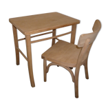 Child table and chair