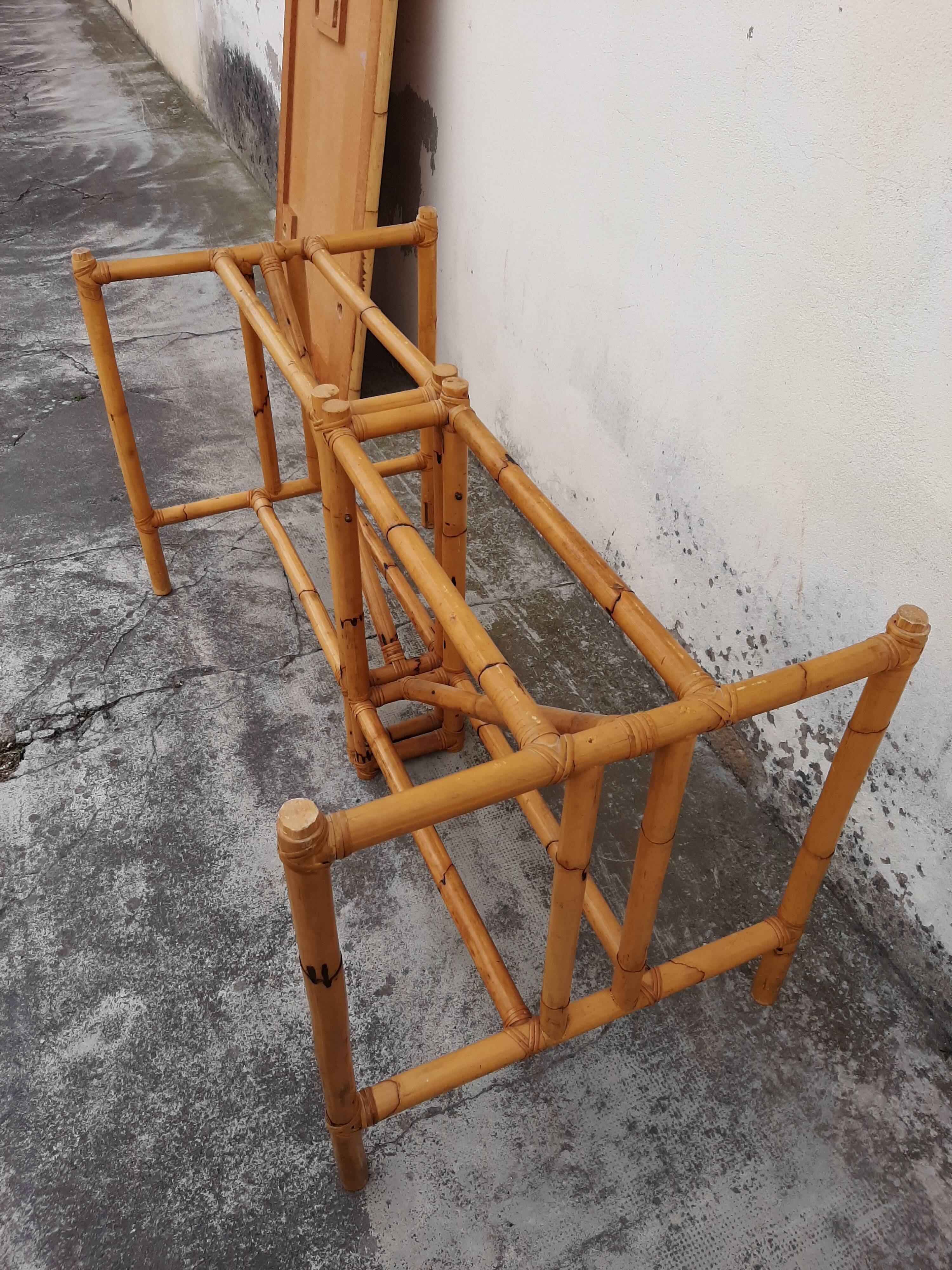 Table de salle à manger en rotin années 50