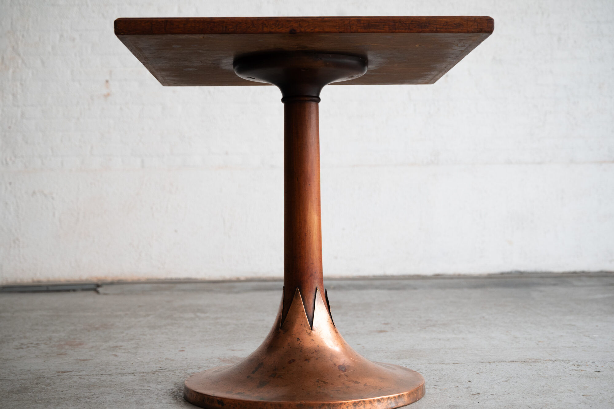 Table bistrot art déco, design français, années 1950