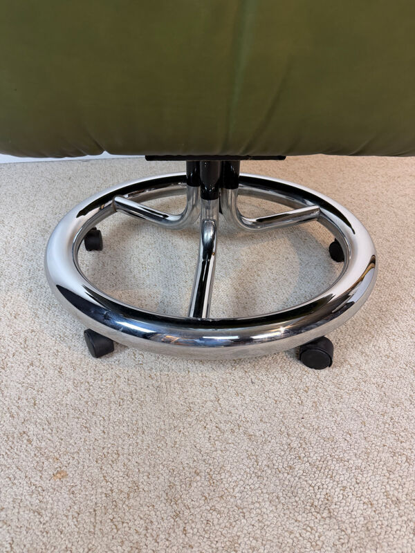 Fauteuil de direction italien attribué à Guido Faleschini pour i4 Mari