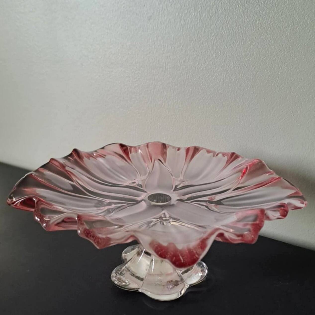 Crystal dessert dish
