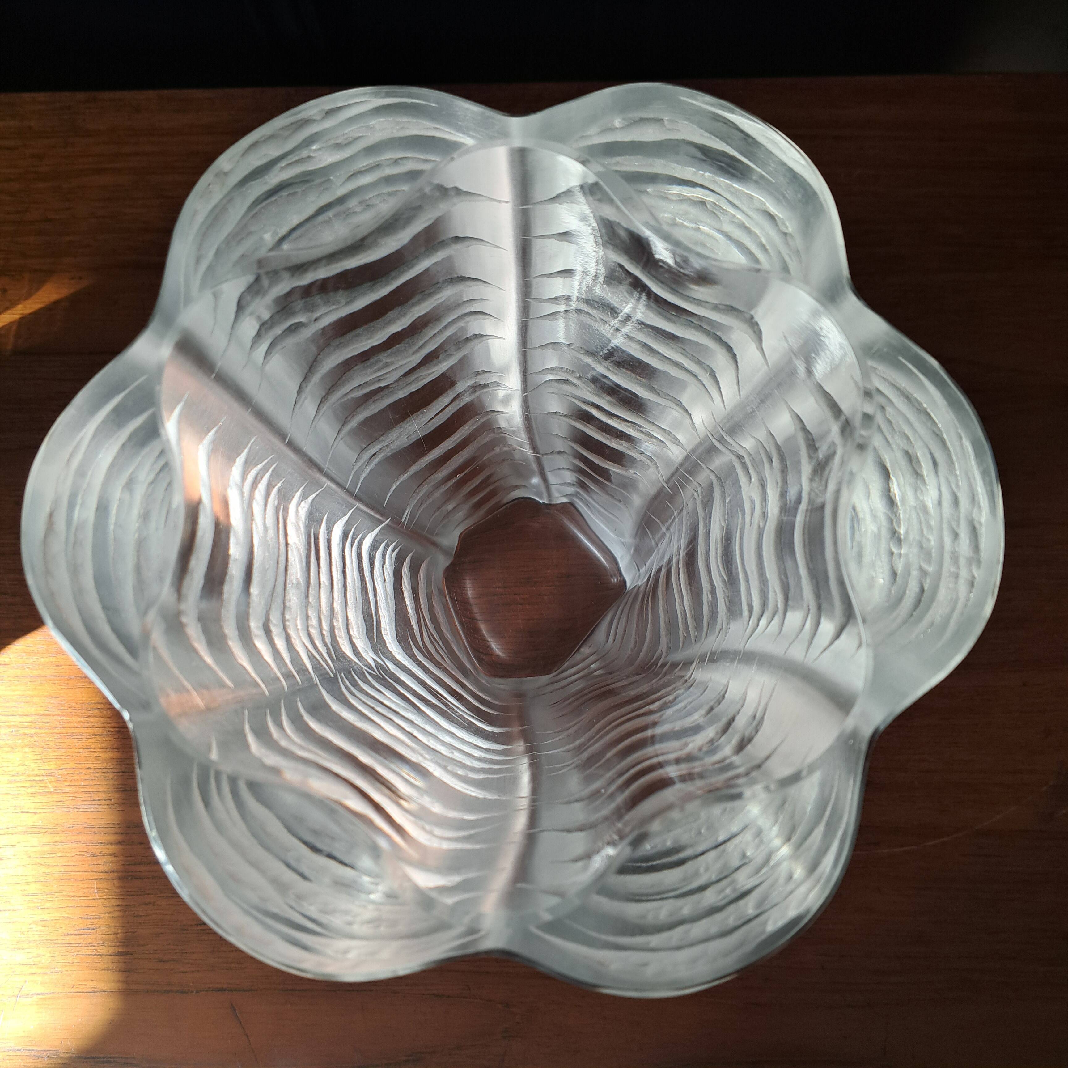 Lalique vase Senlis