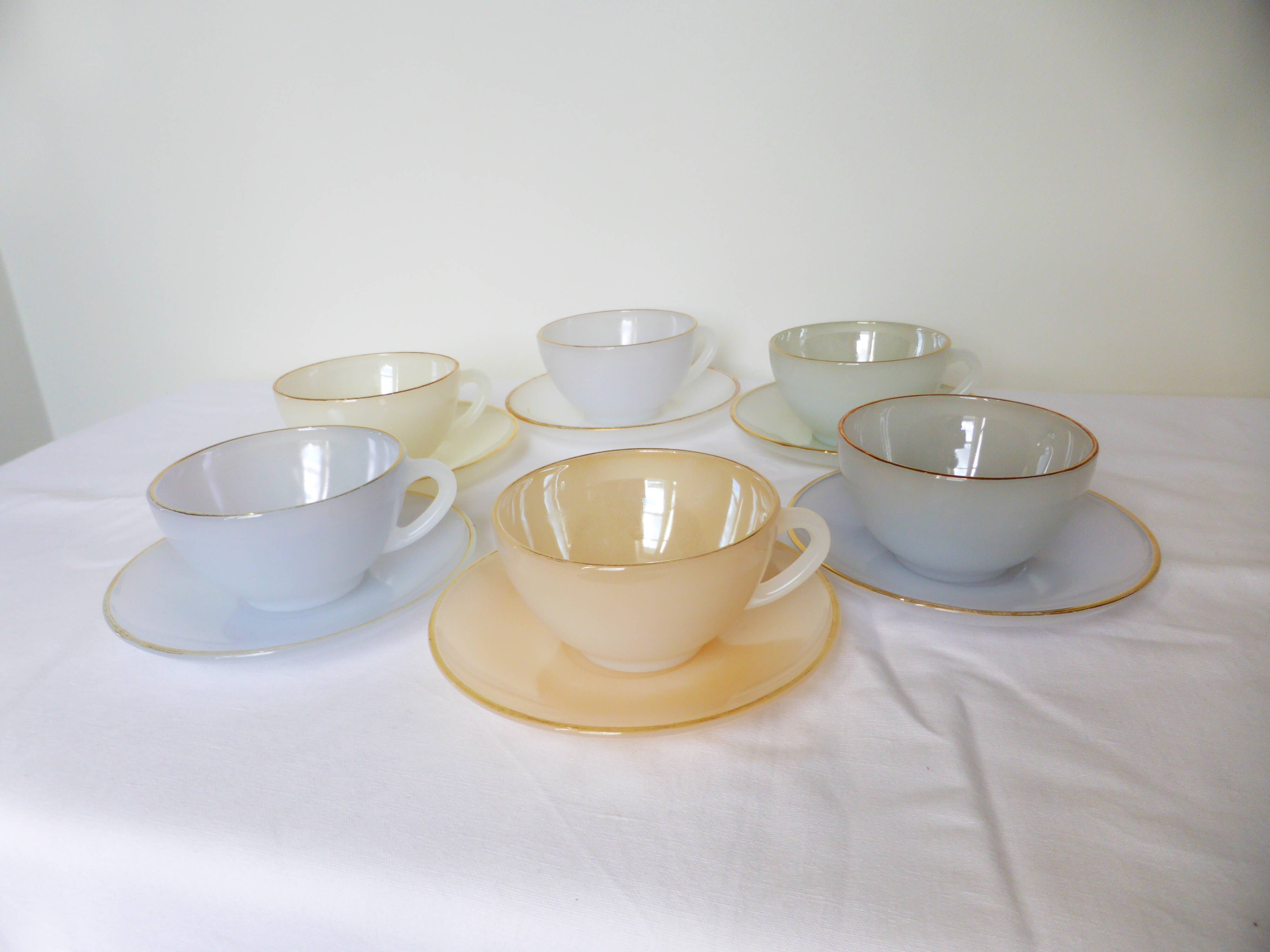 6 cups and saucers harlequin 220651