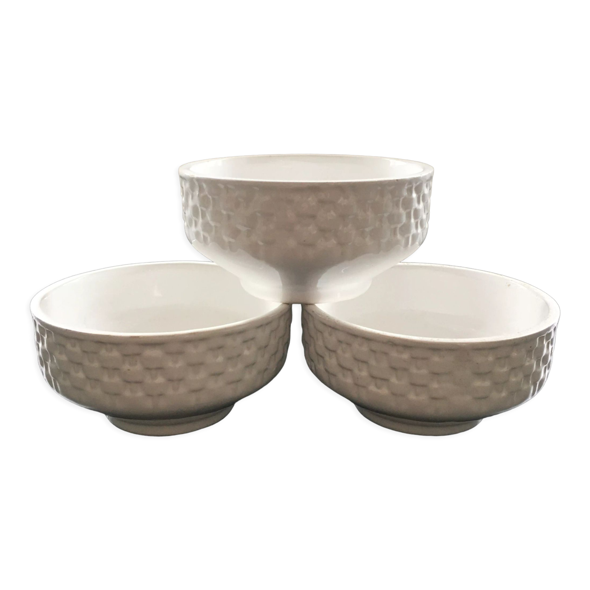 Set of 3 white slip bowls