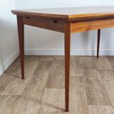Scandinavian 60' extending table