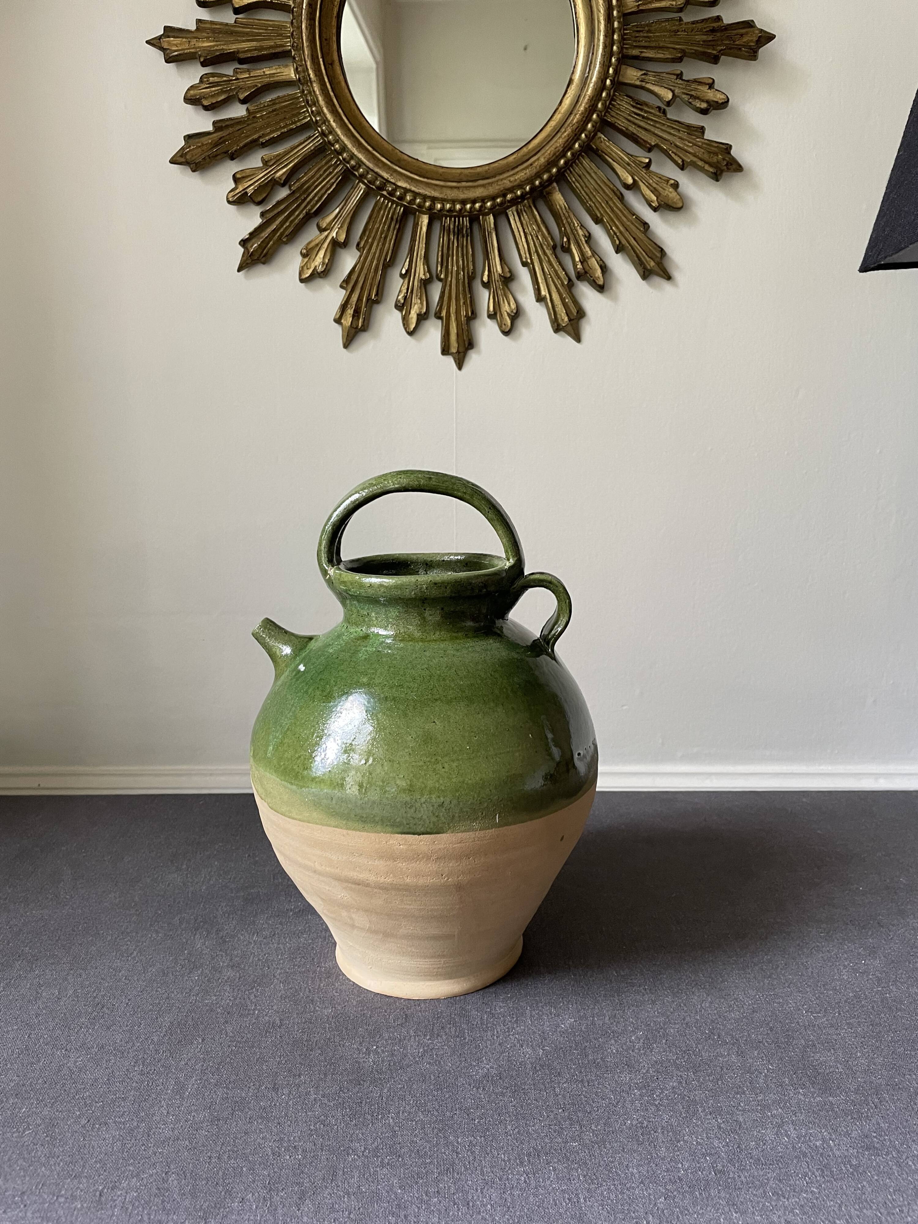 Green terracotta jar
