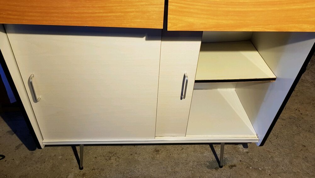 Small buffet formica 2 body 60's