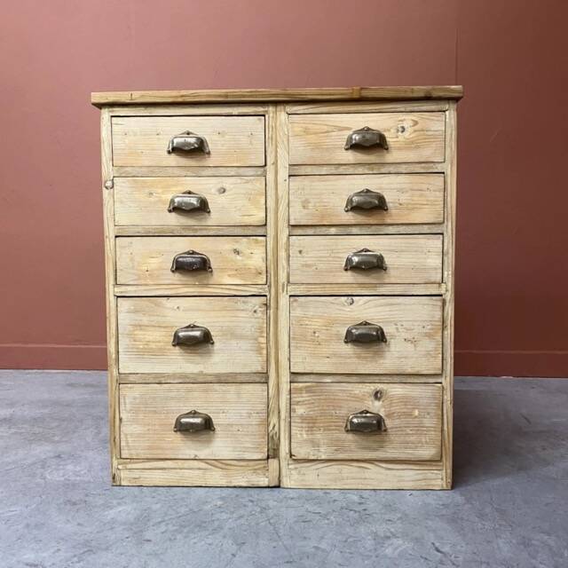 10-drawer wooden chest of drawers