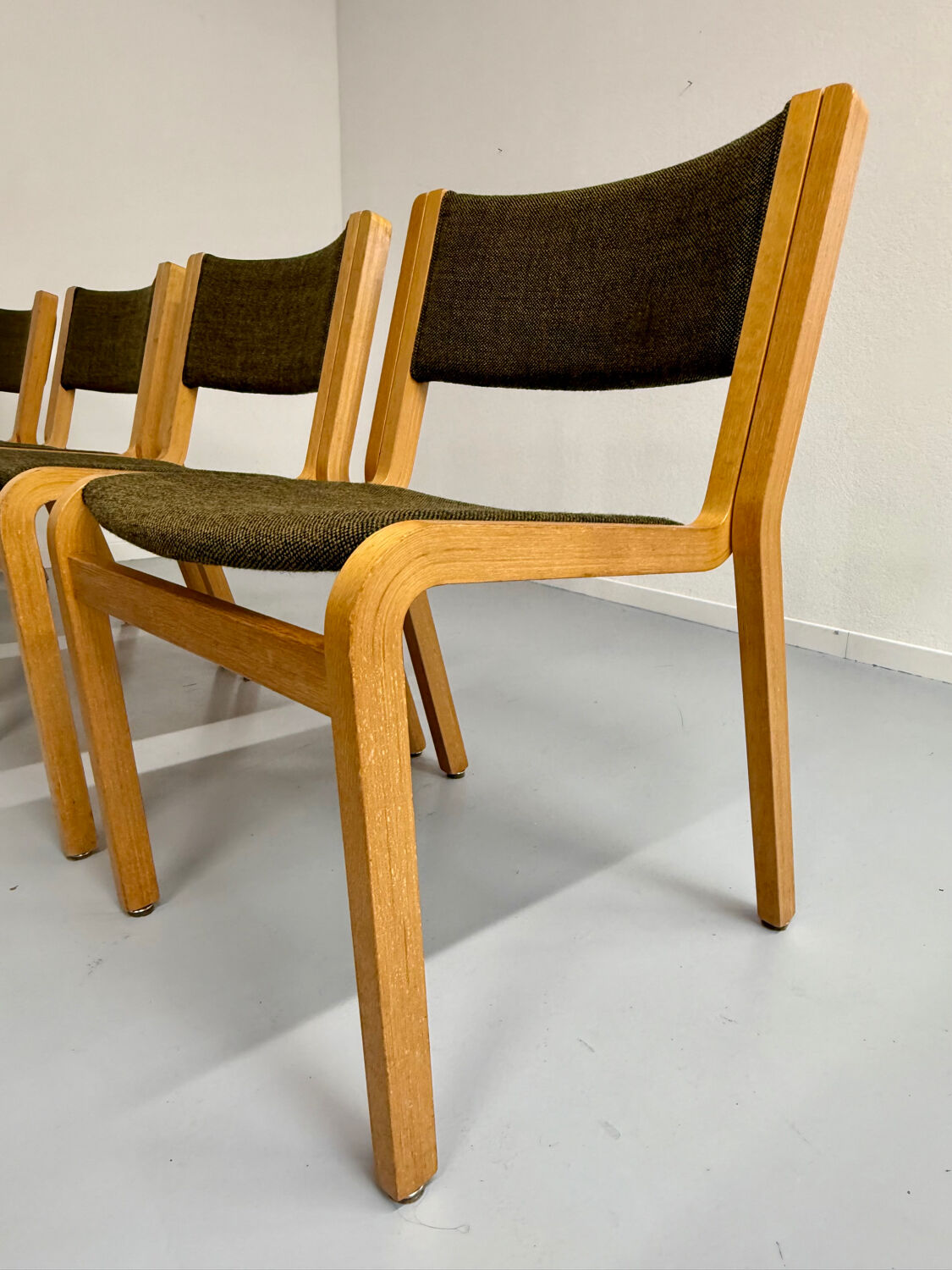 Set of 8 Thygesen and Sorensen / Magnus Olesen designer chairs from the 70s