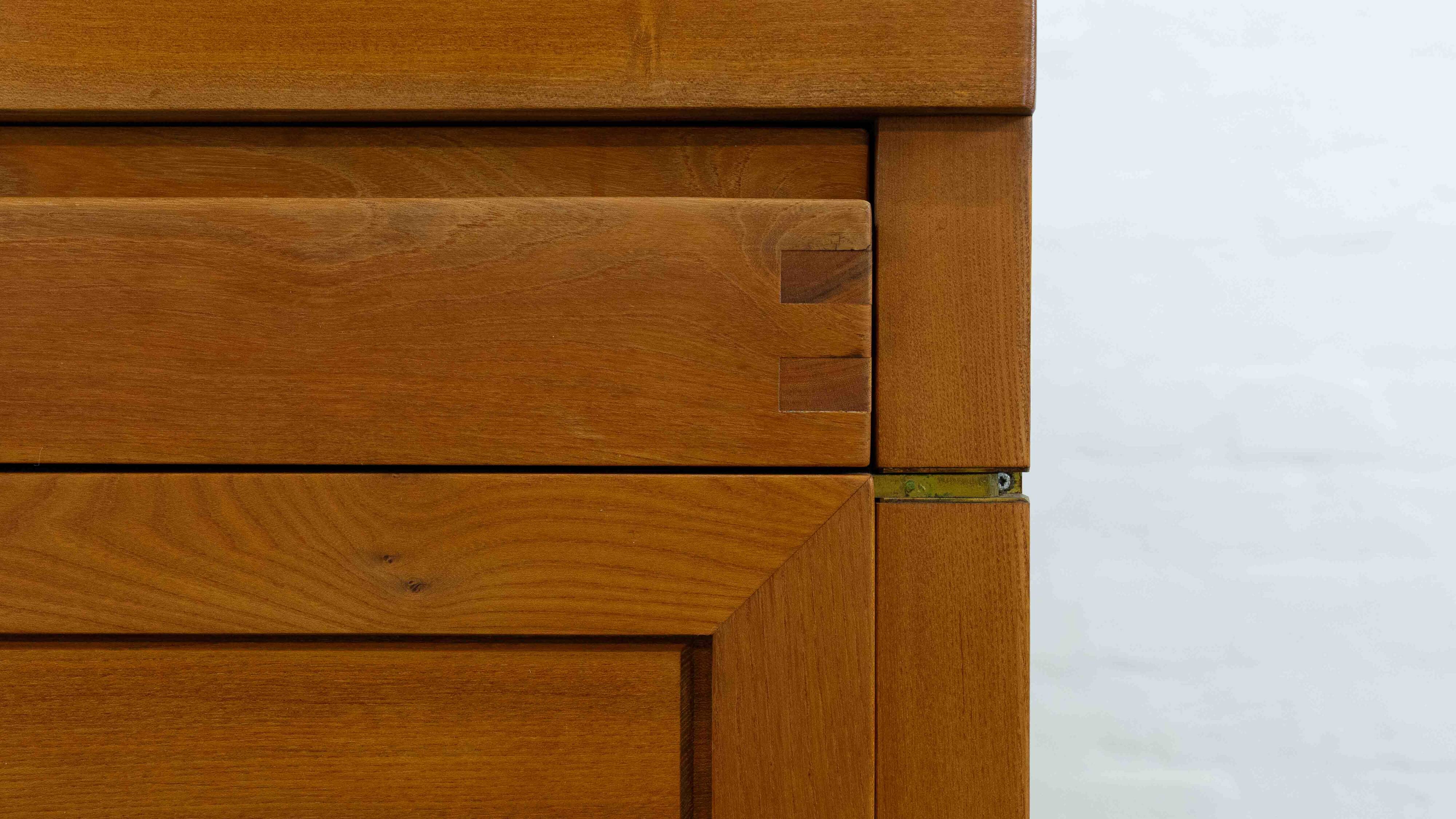 Sideboard R08 de Pierre Chapo en orme massif