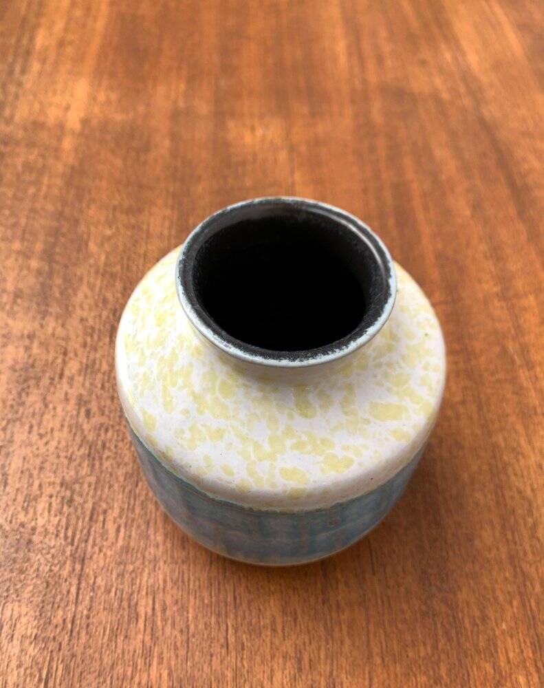 East German pottery vase from the GDR mid-century Strehla Keramik, 1960s.
