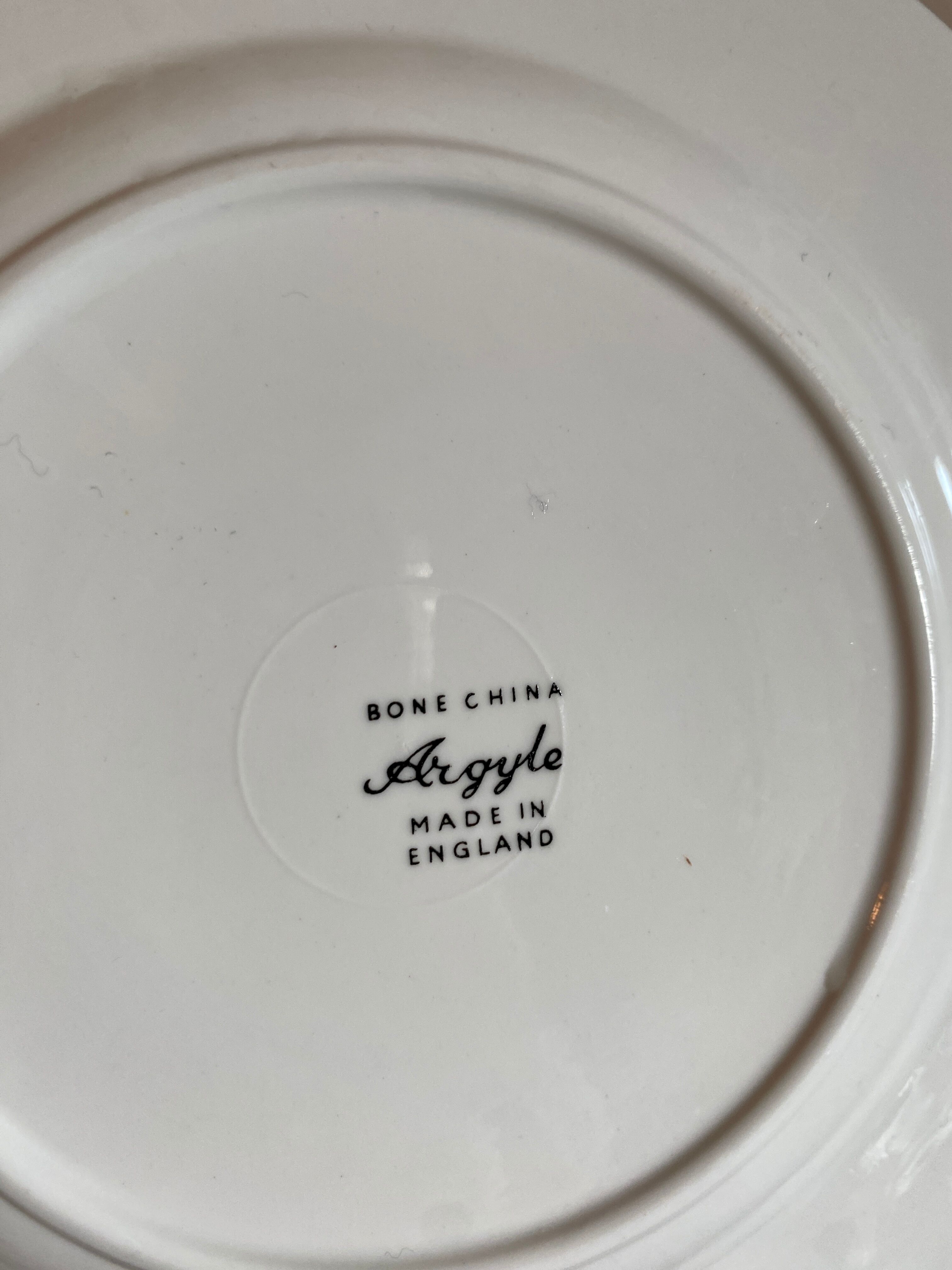 Set of 6 vintage dessert plates