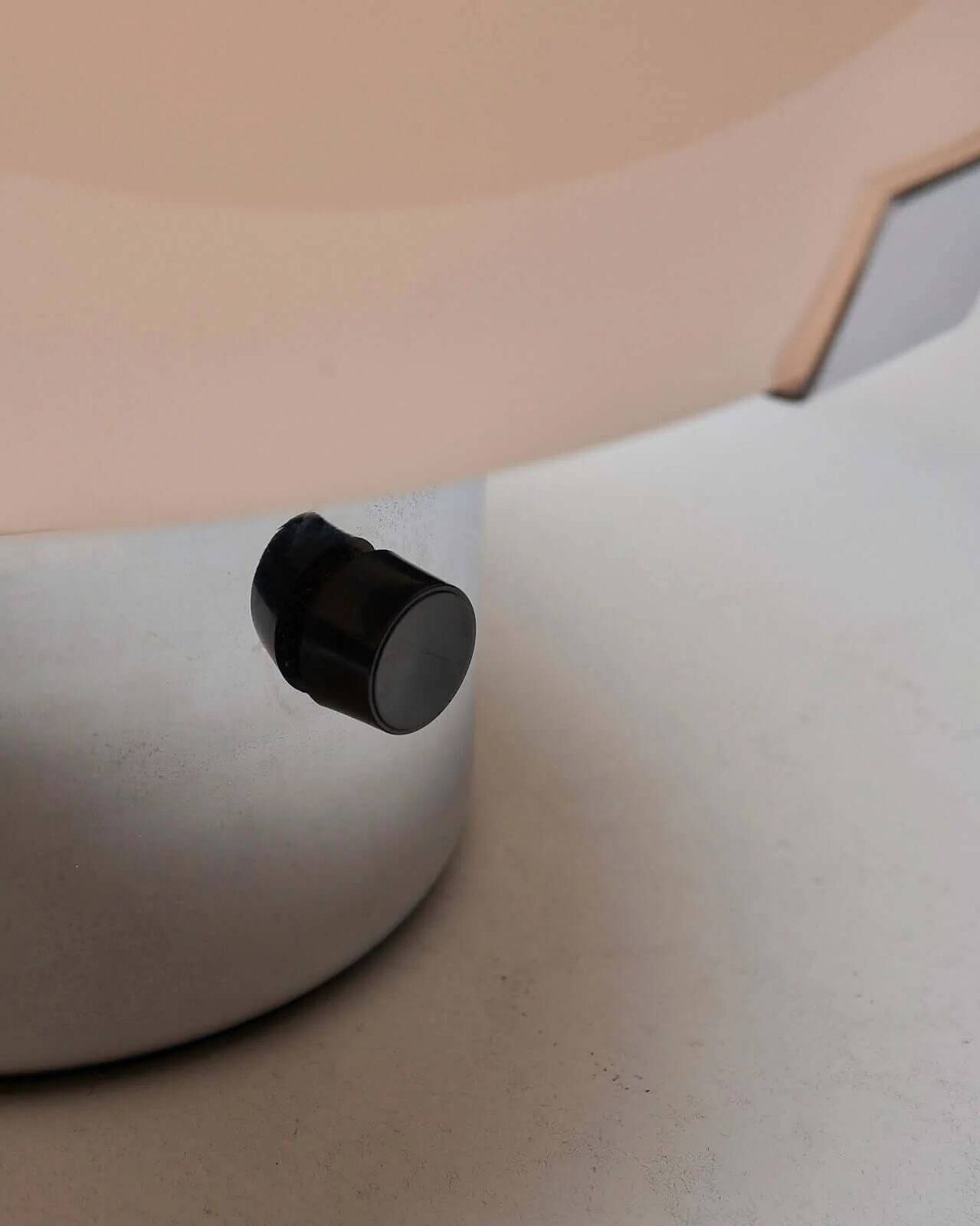 "Cromado 4950" table lamp by Gaetano Scolari for Metalarte