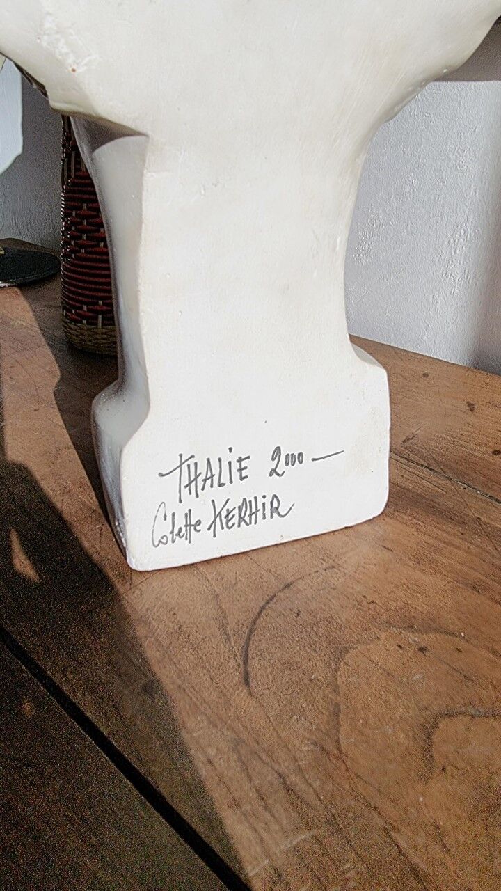Woman's bust signed Thalie Colette Kerhir 2000