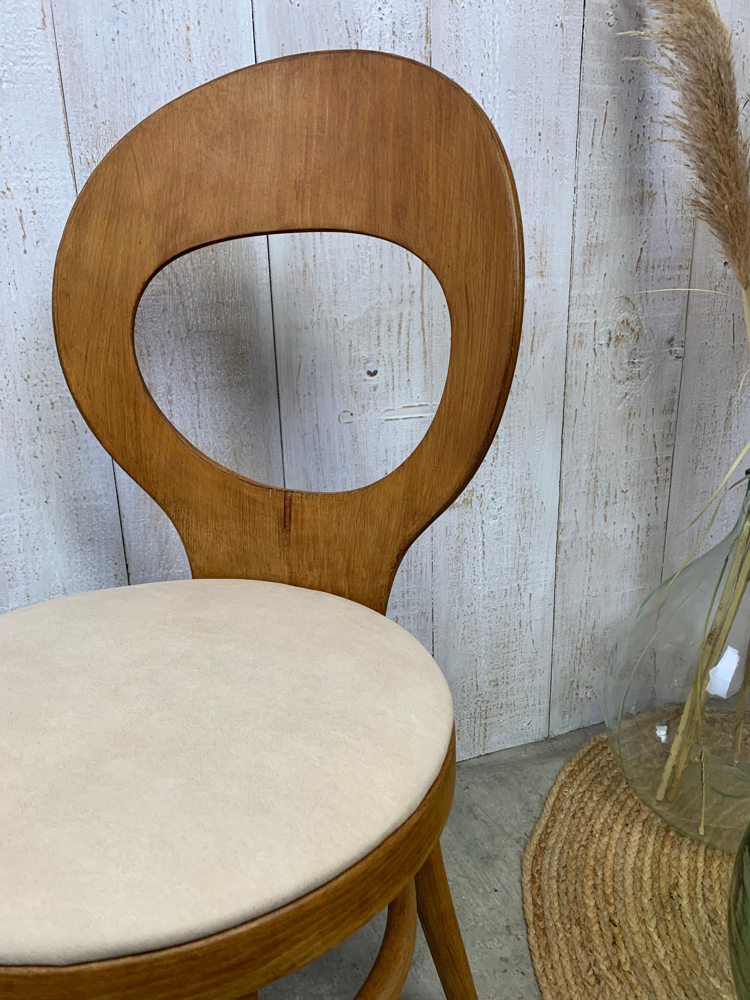 Baumann Seagull Chair